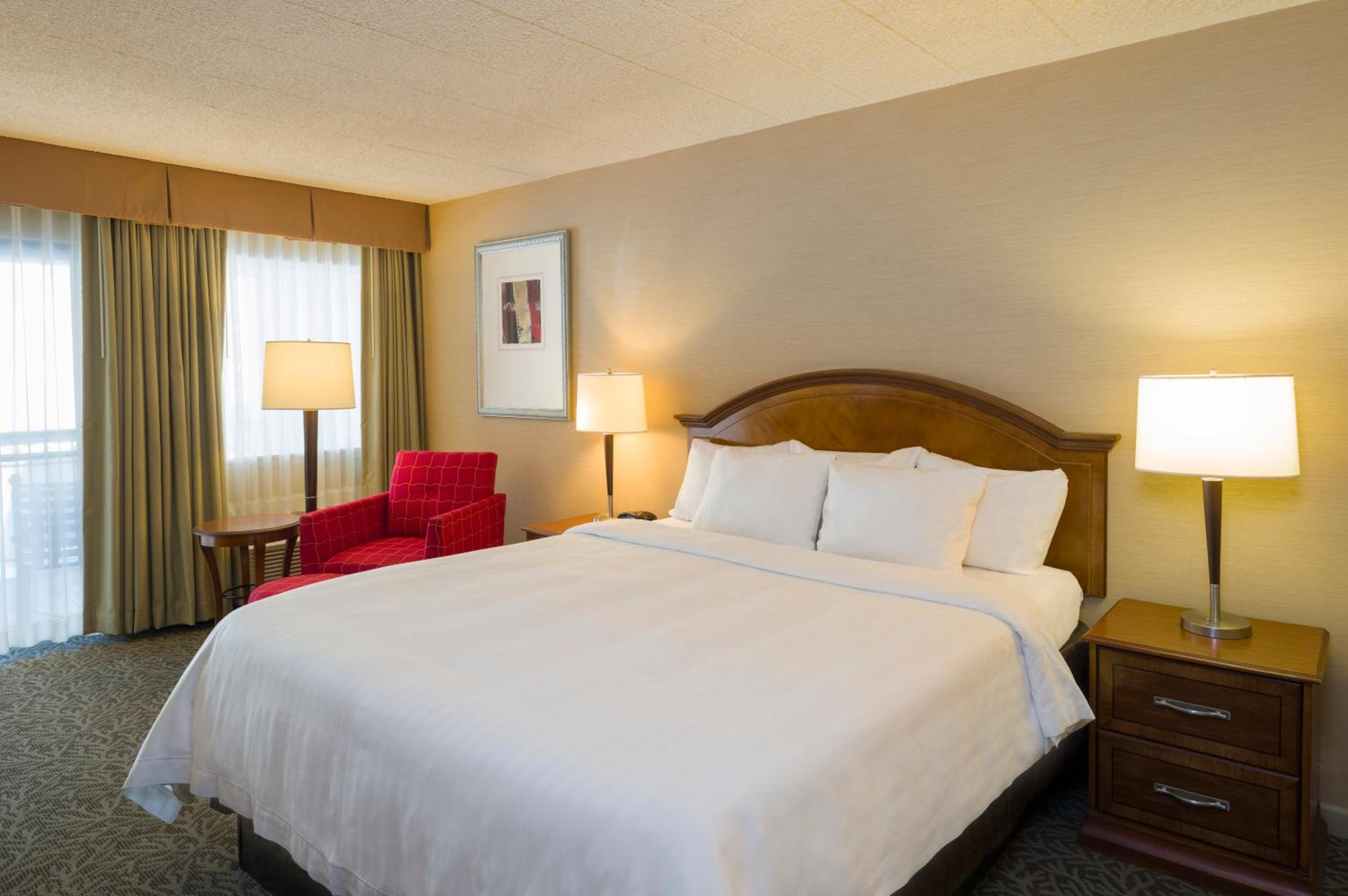 Deluxe King Room photo 3
