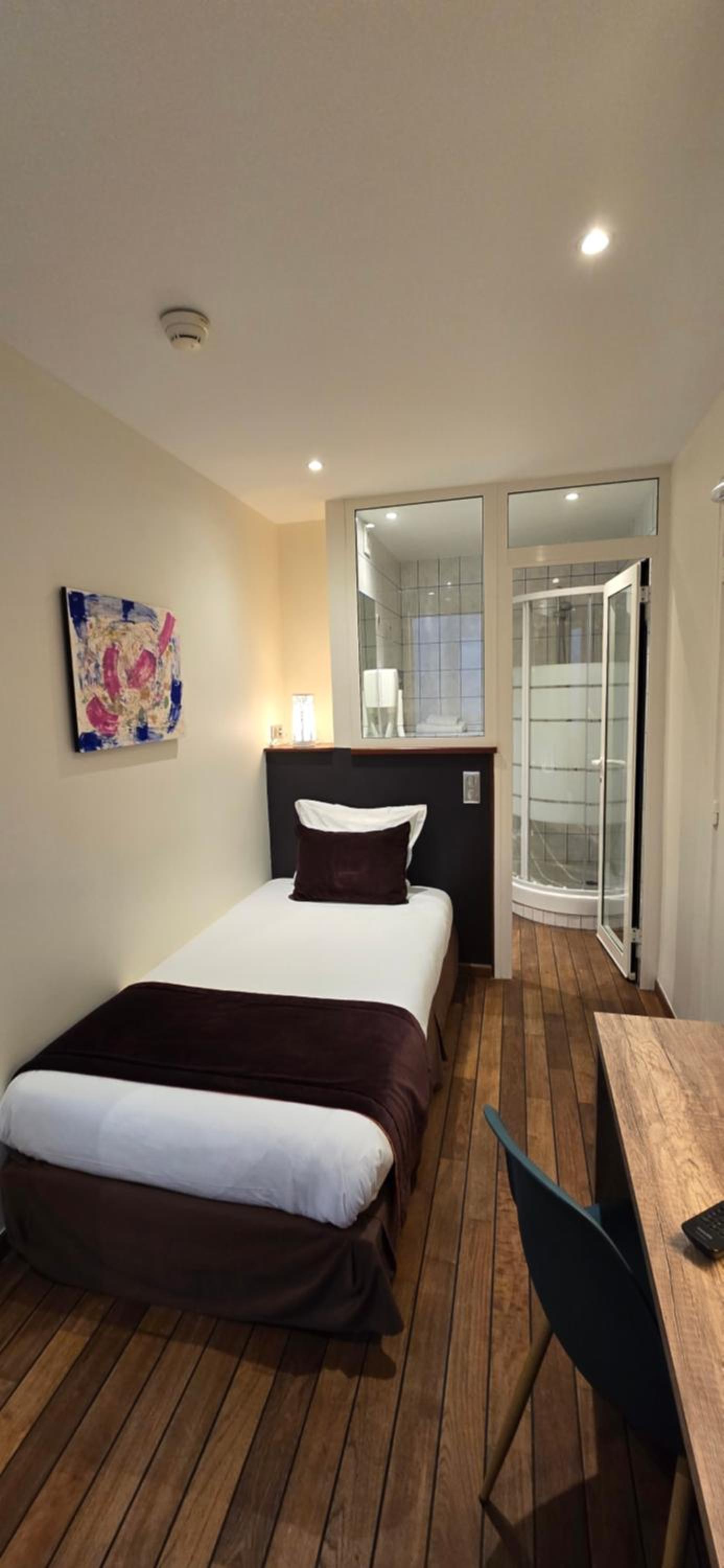 Standard Single Room with Shower