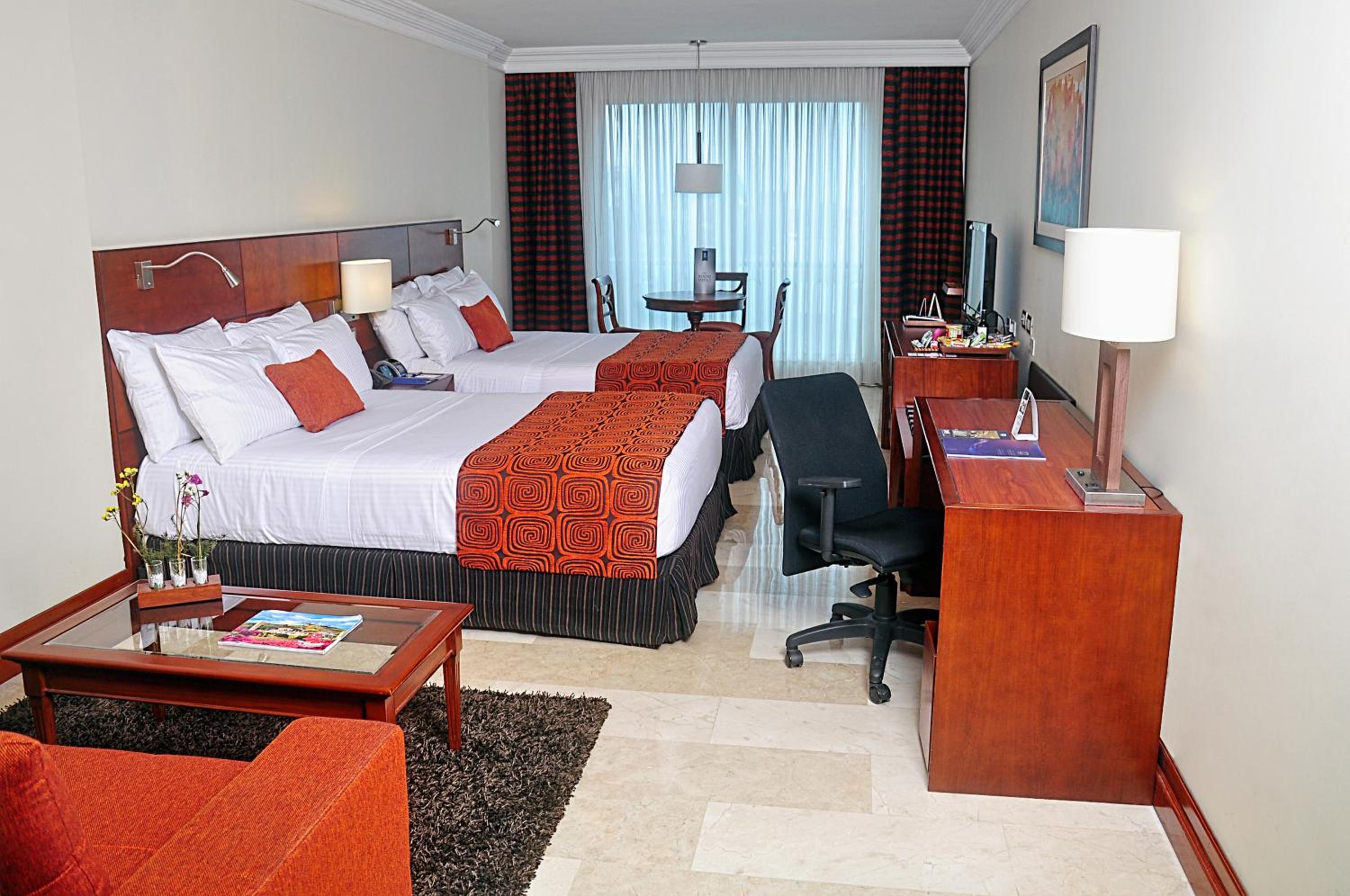 Standard Double Room with Two Double Beds - Photo 5