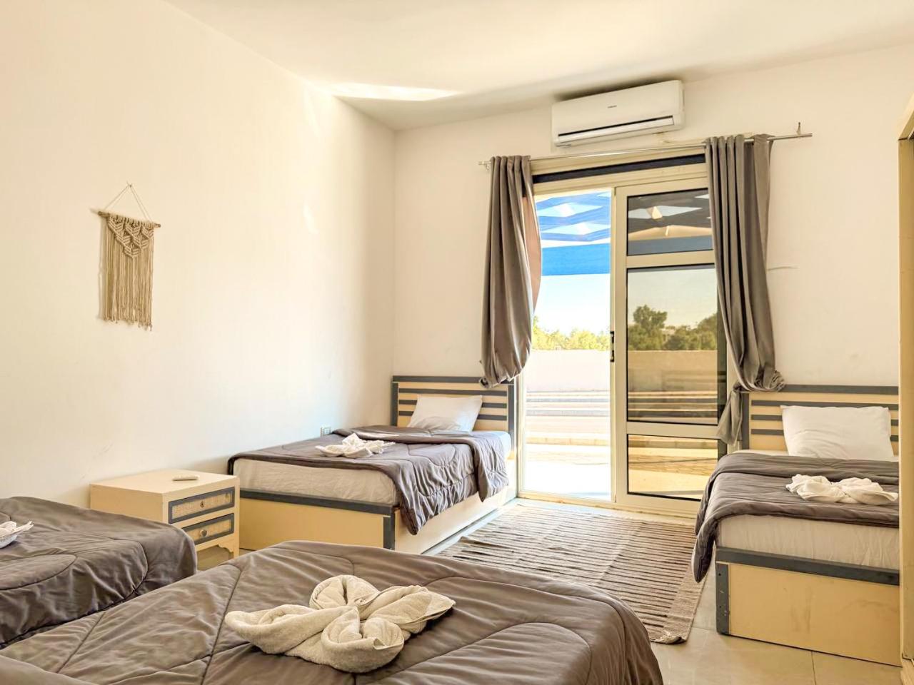 Standard Triple Room photo 3