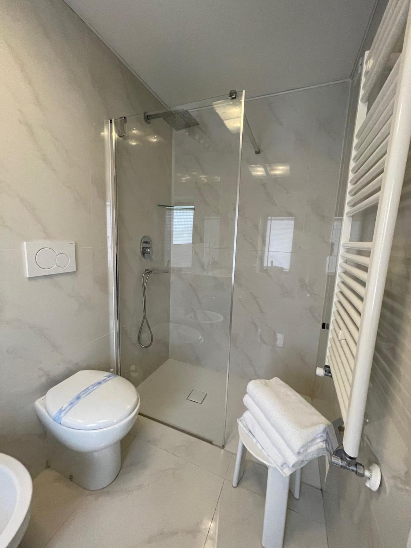 Standard Double or Twin Room photo 1