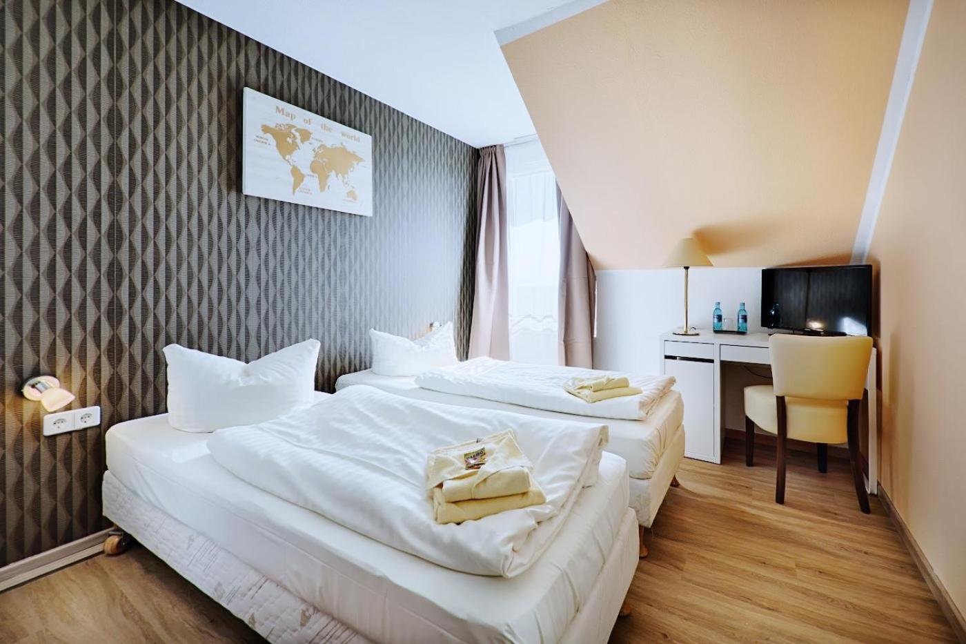 Twin Room photo 2