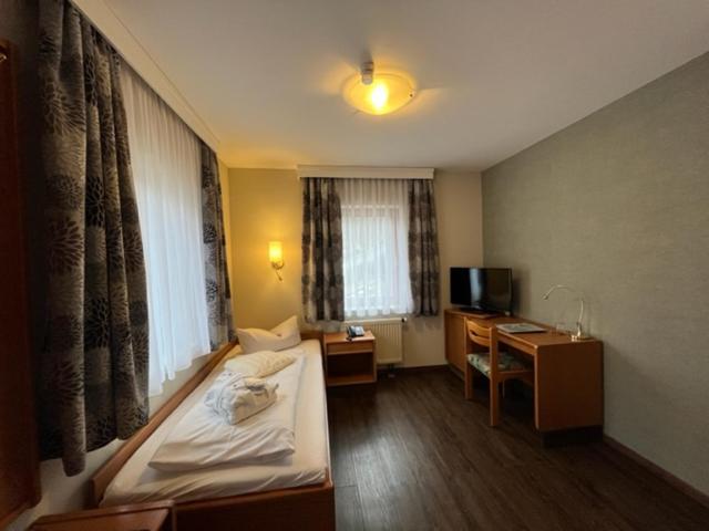 Single Room photo 2