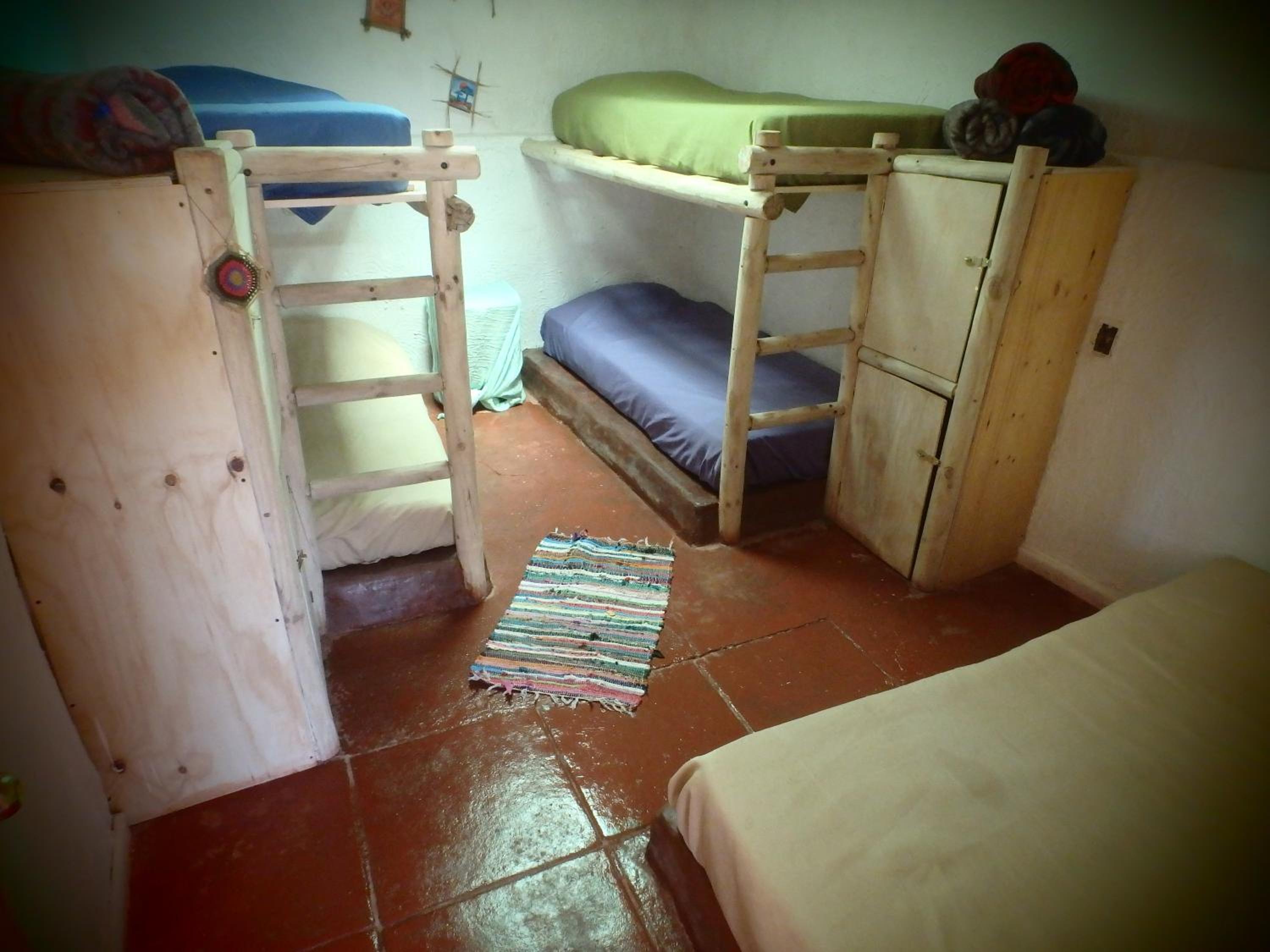 Bed in 5-Bed  Dormitory Room photo 3