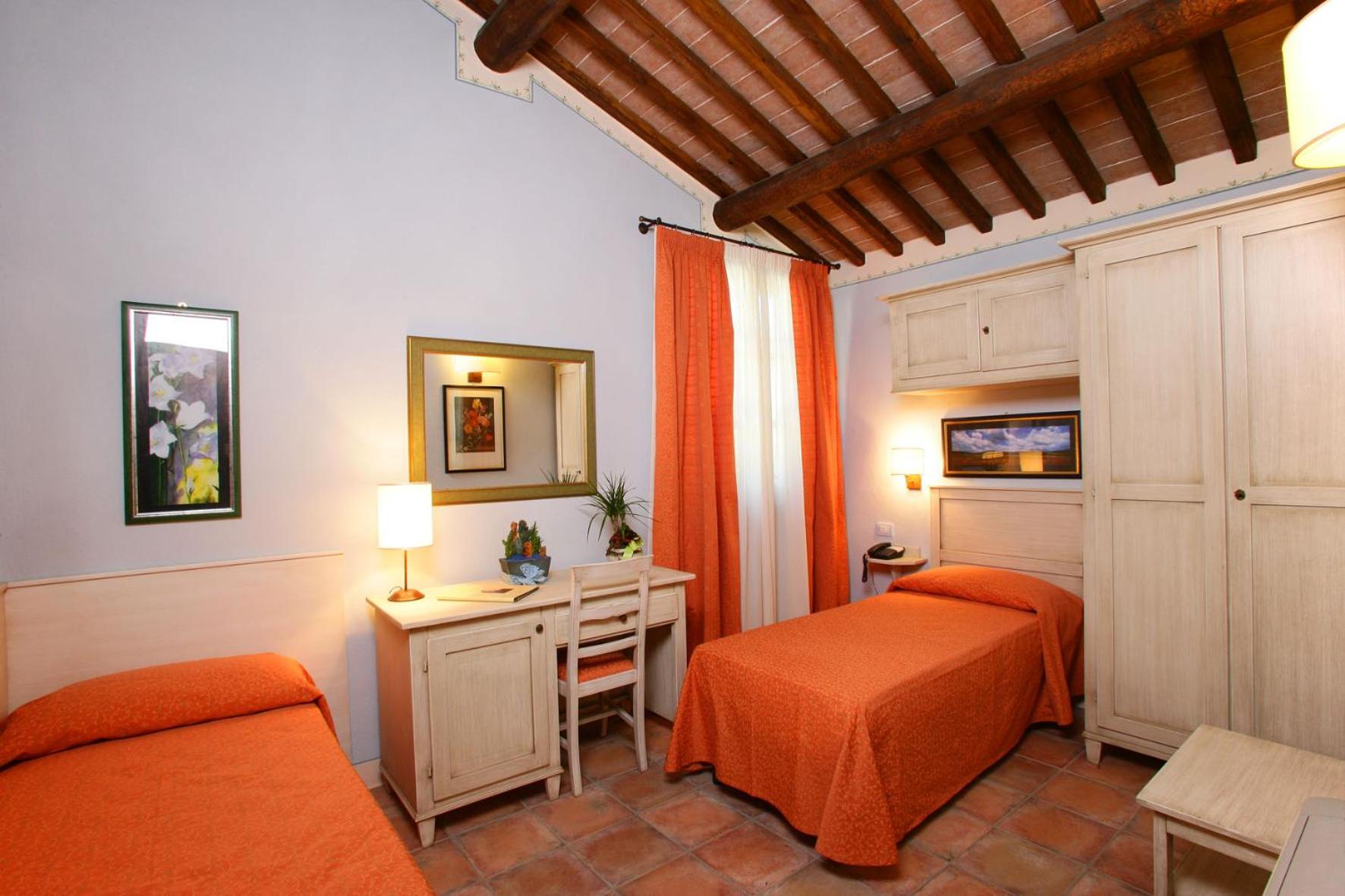 Triple Room - Photo 4