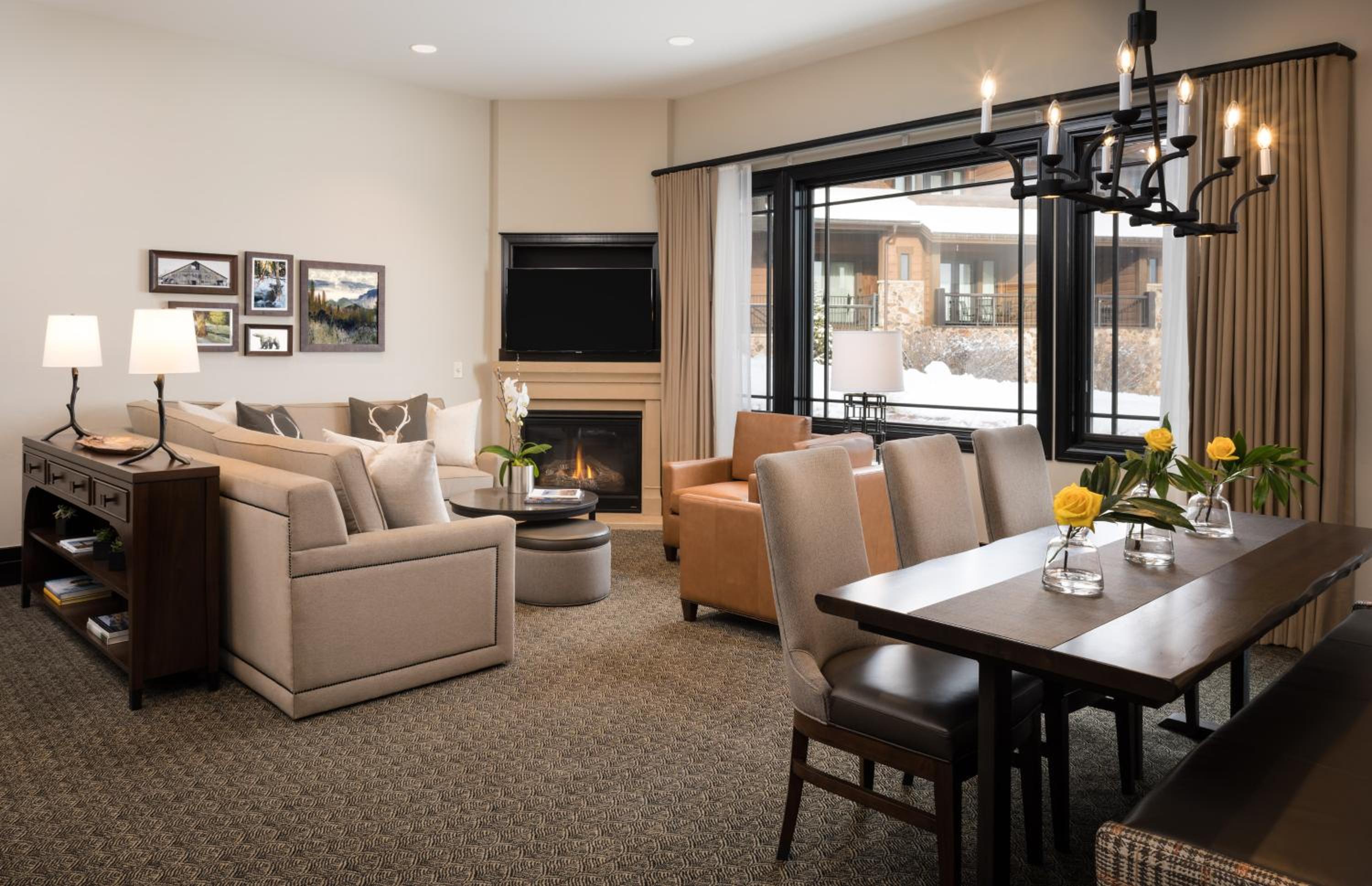 Two-Bedroom King Residence with Two Queen Beds - Photo 2