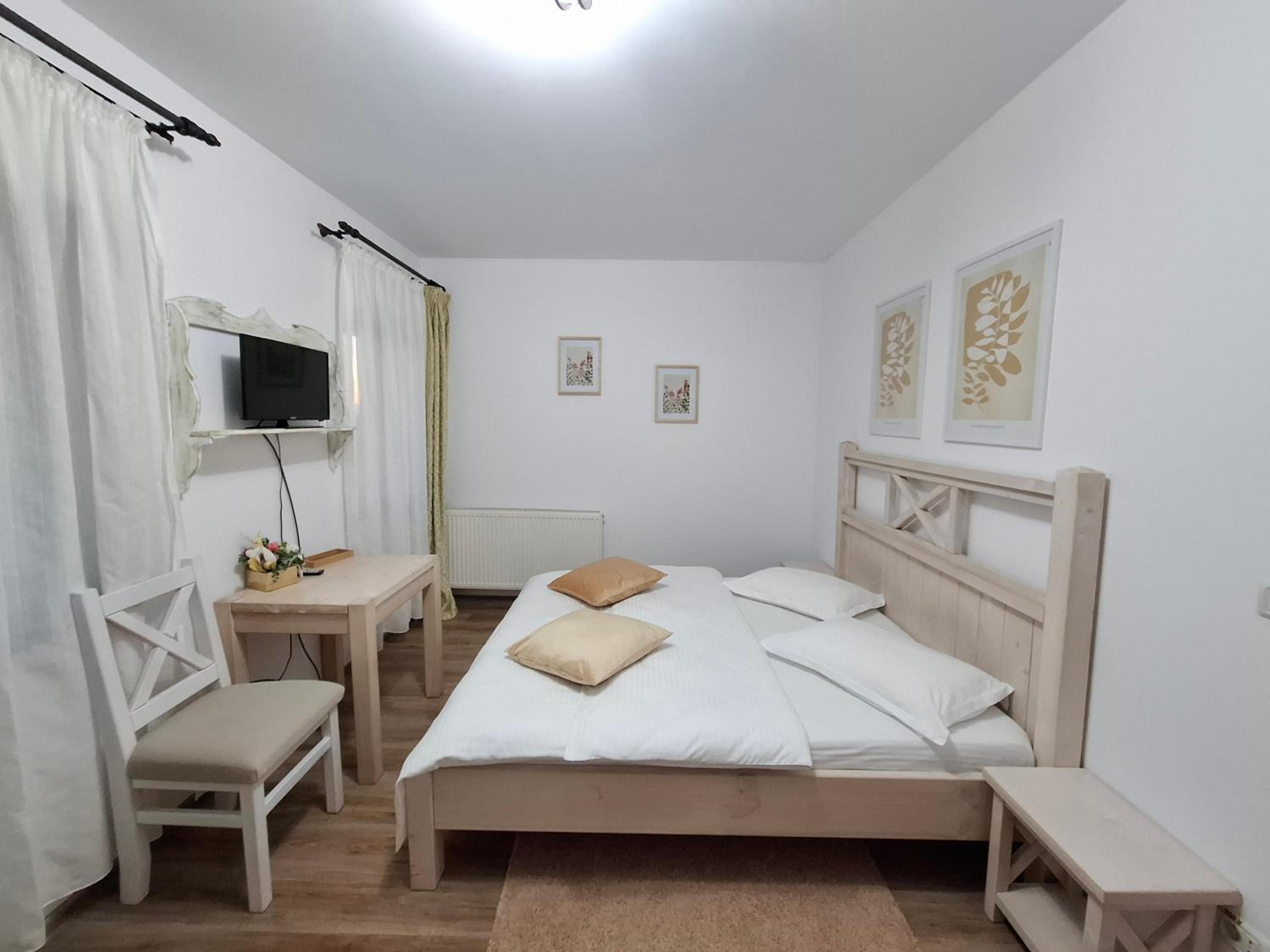Deluxe Double Room - Photo 6