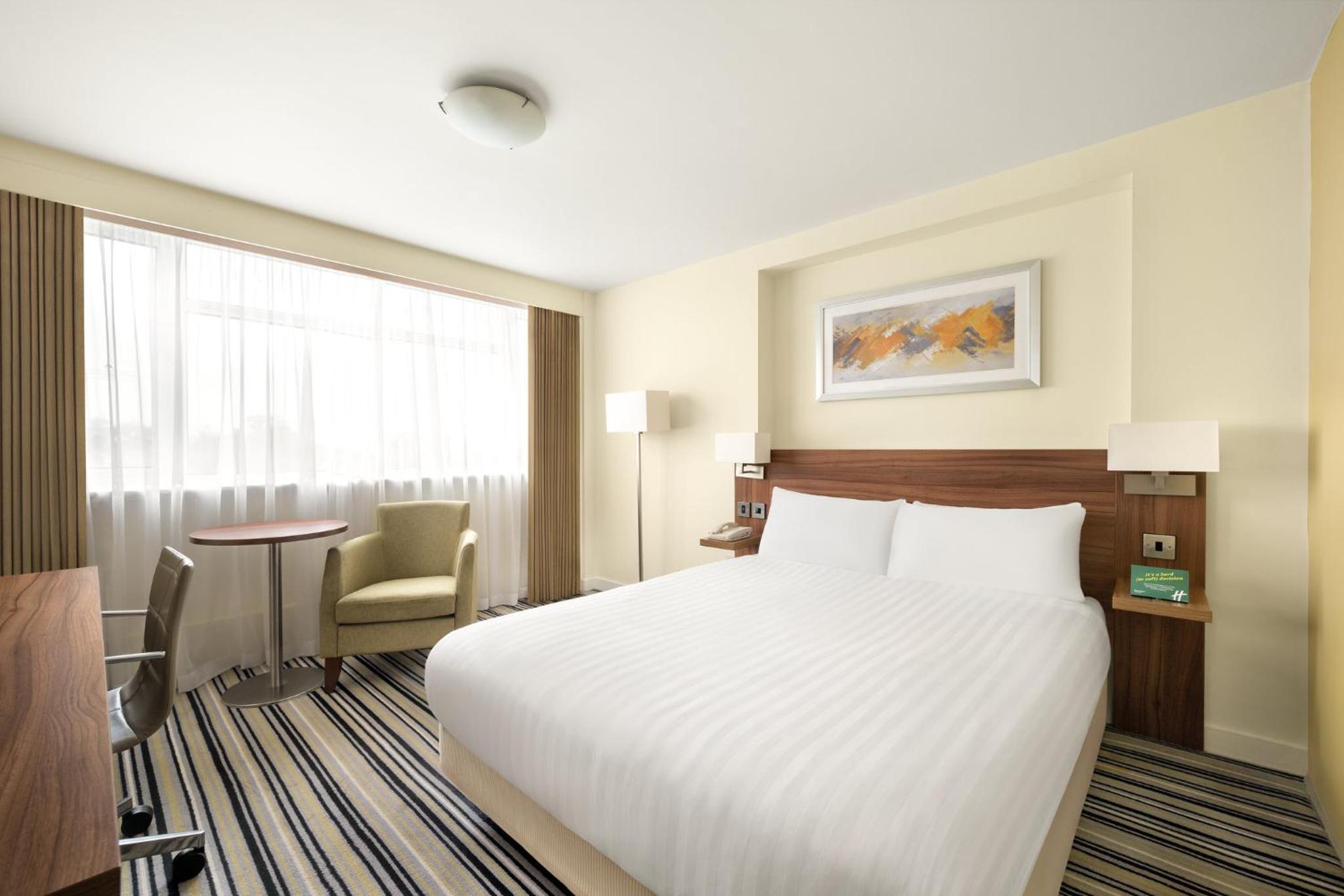 Double Room with Sofa Bed - Photo 1