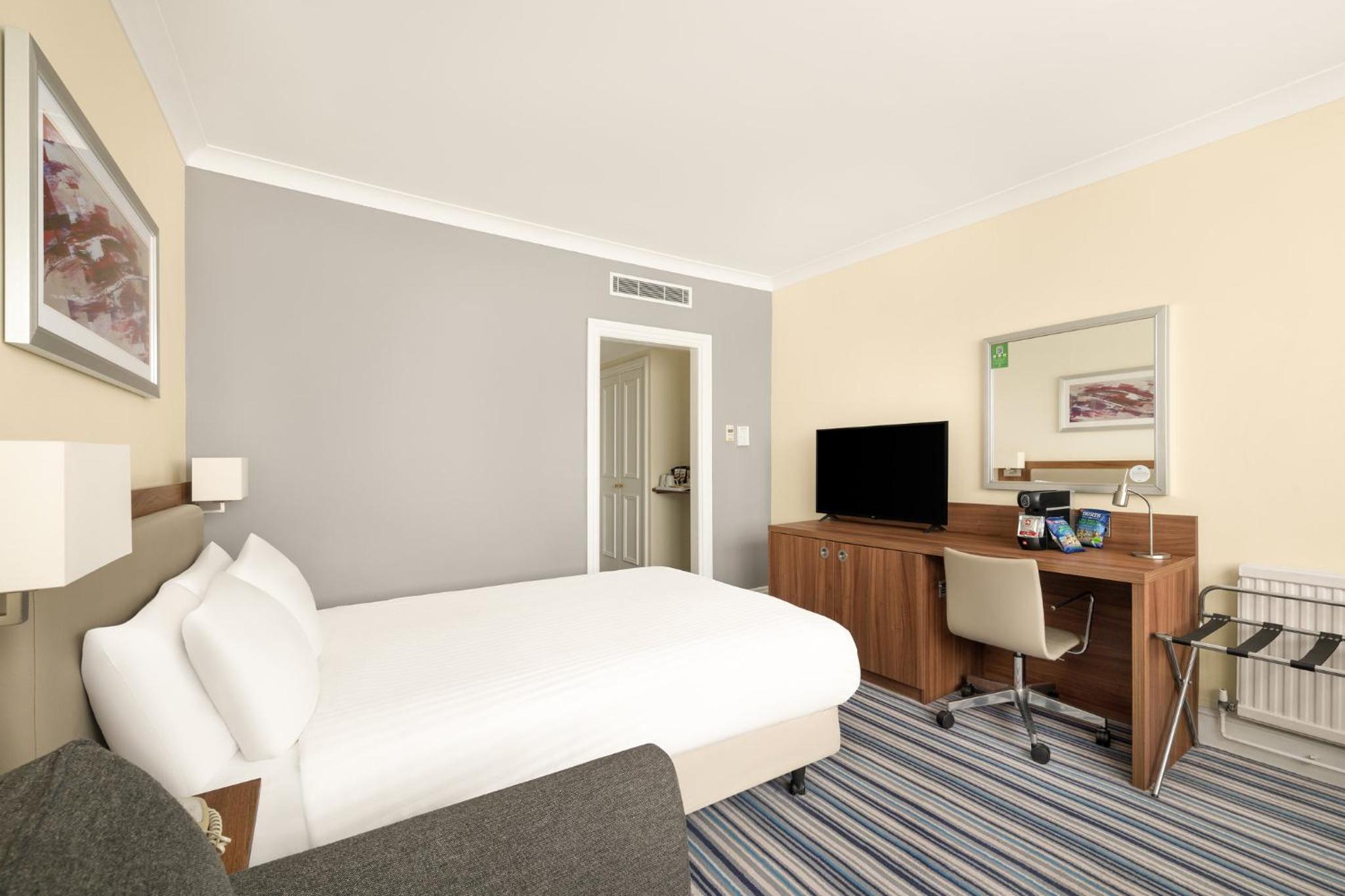 Premium Double Room with sofa bed - Photo 3