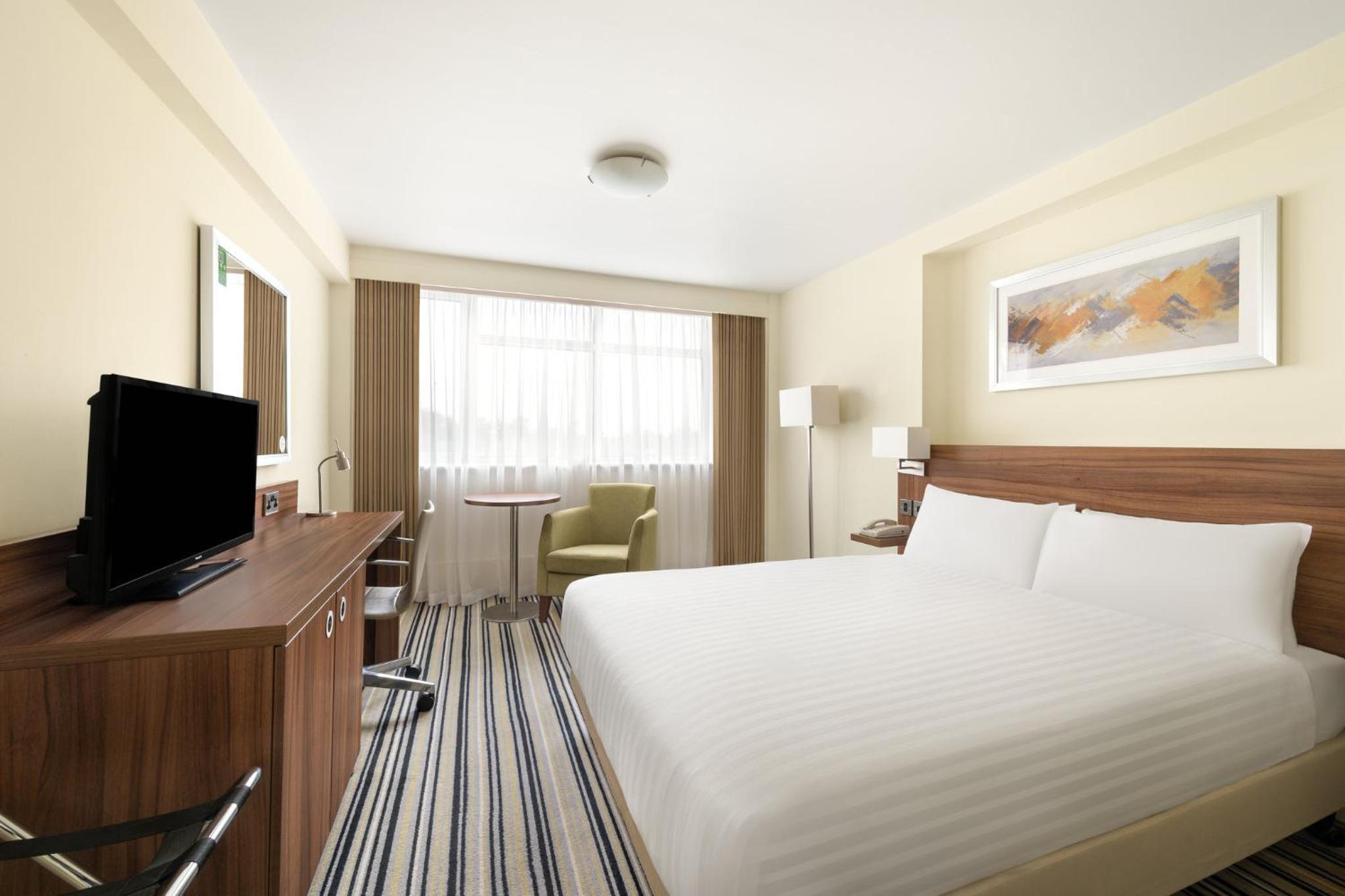 Double Room with Sofa Bed - Photo 3
