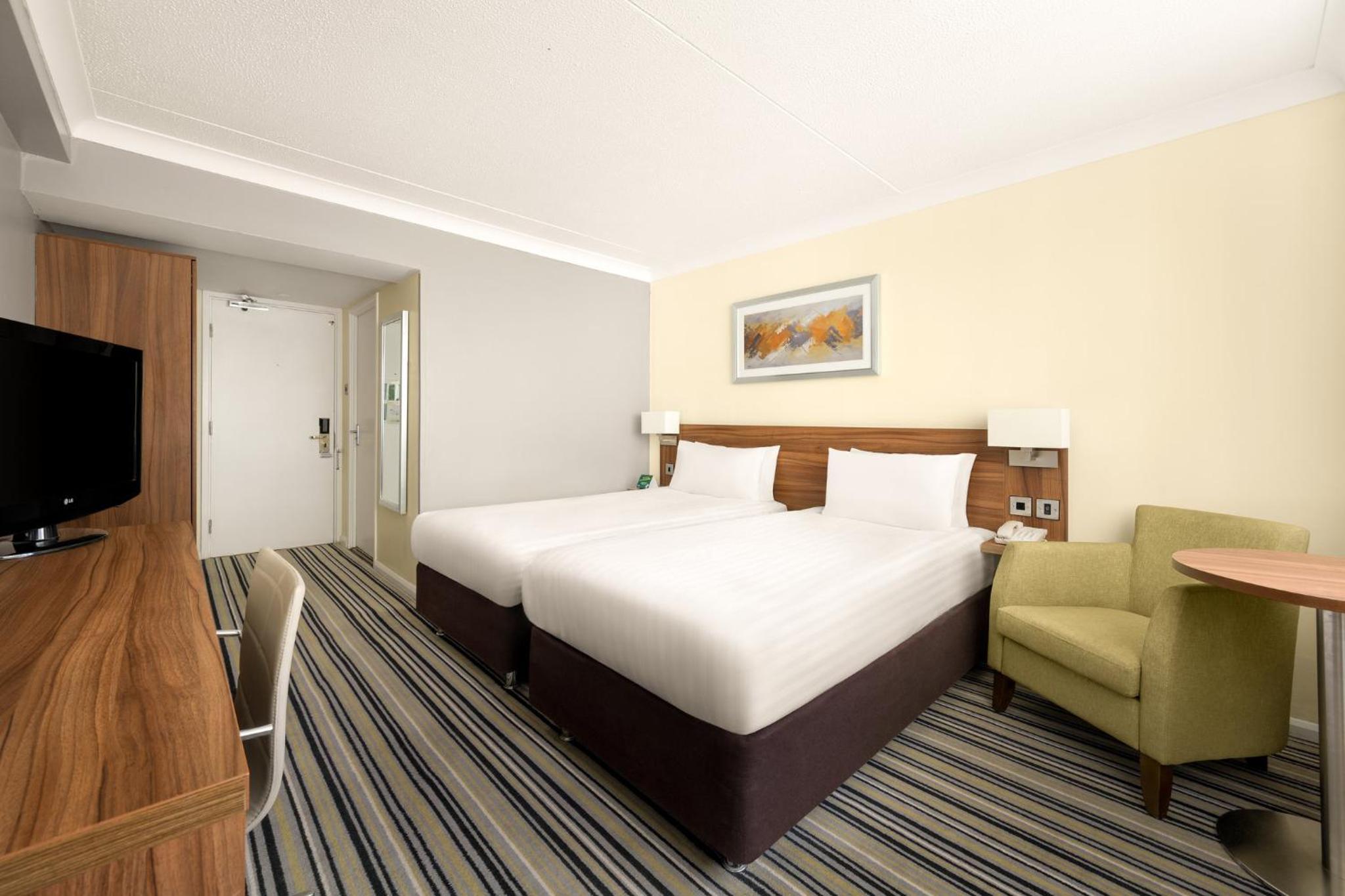 Standard Room with Two Single Beds - Photo 2