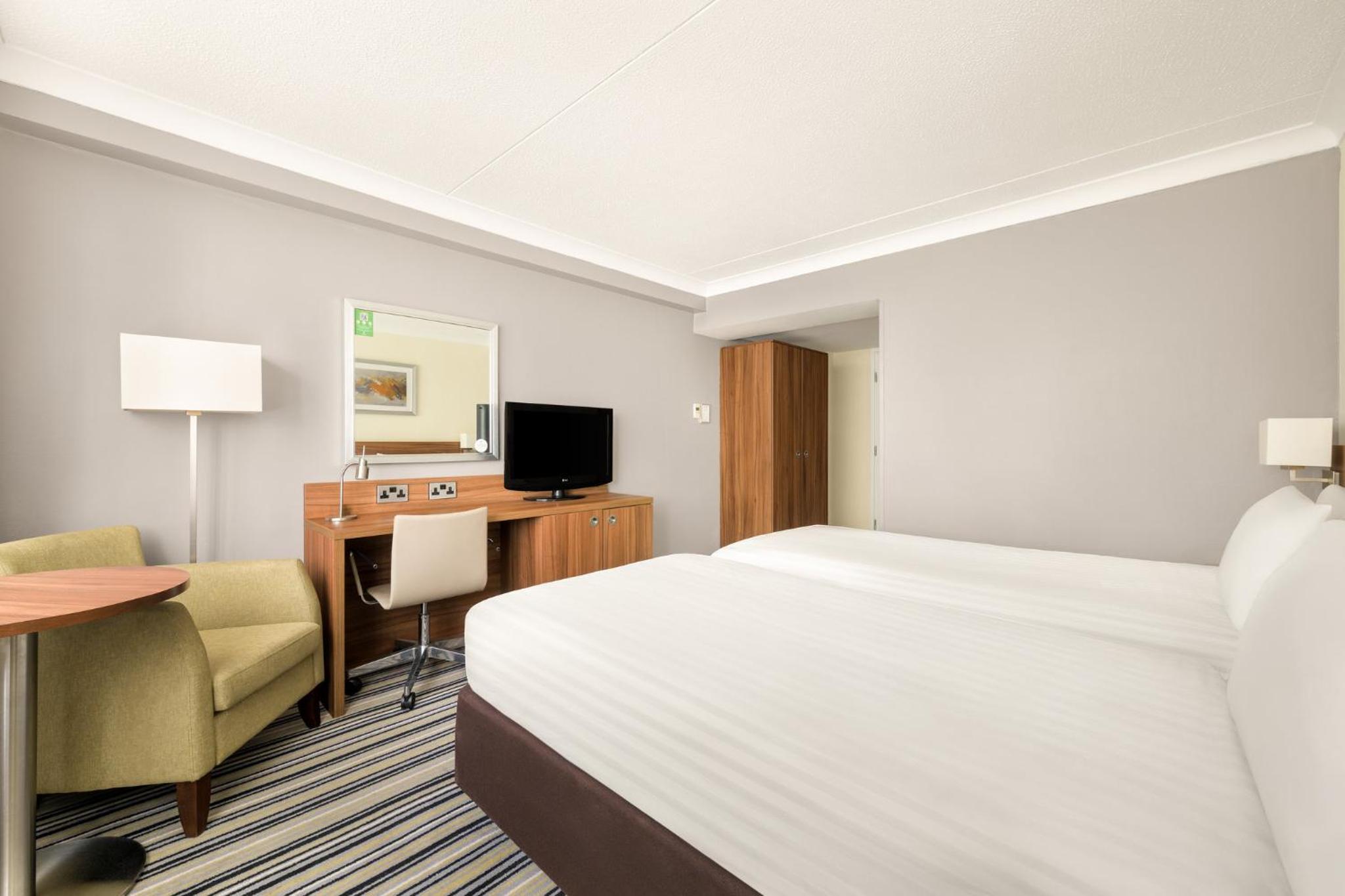 Standard Room with Two Single Beds - Photo 3