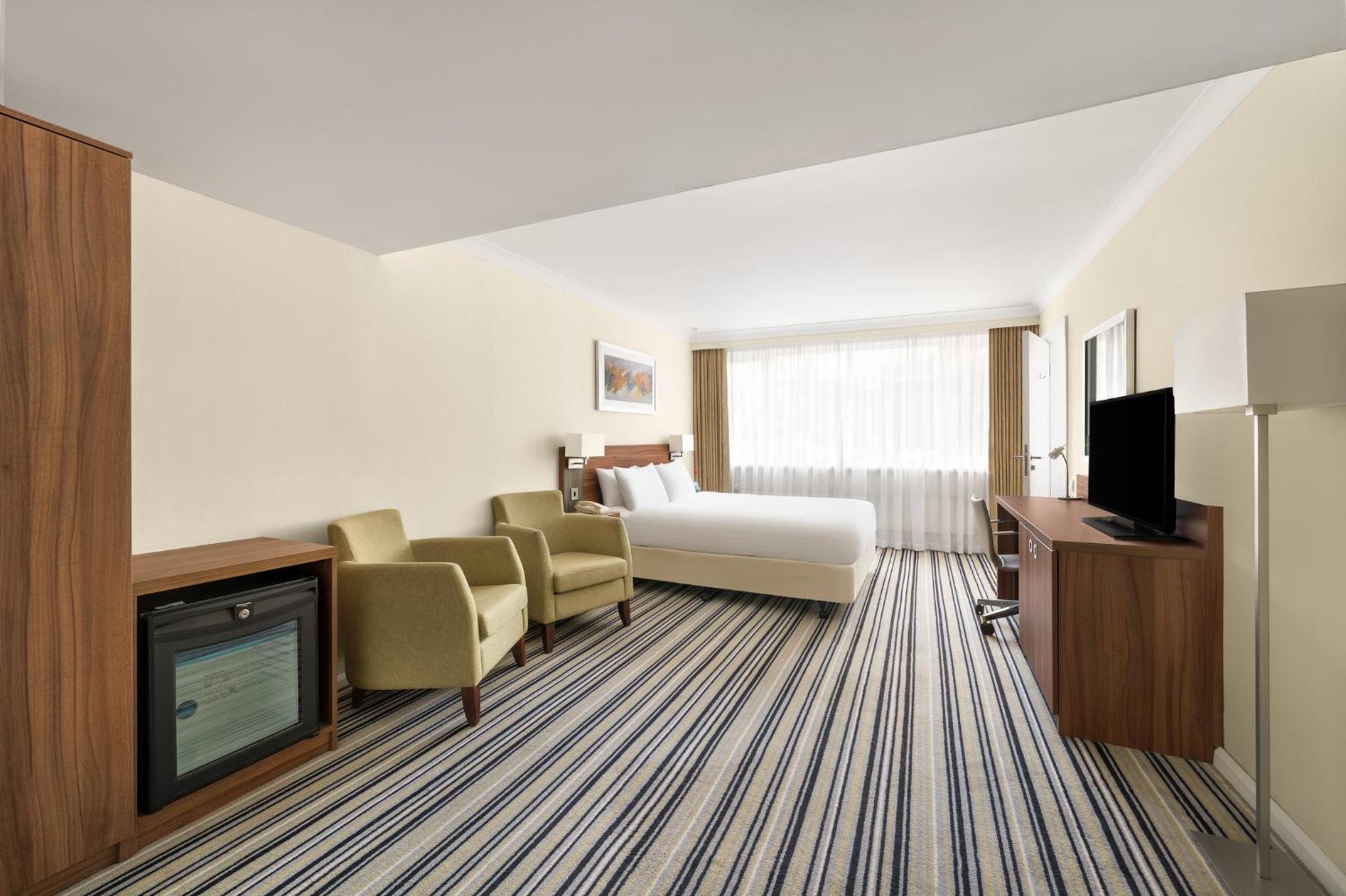 Standard Double Room - Disability Access - Photo 6