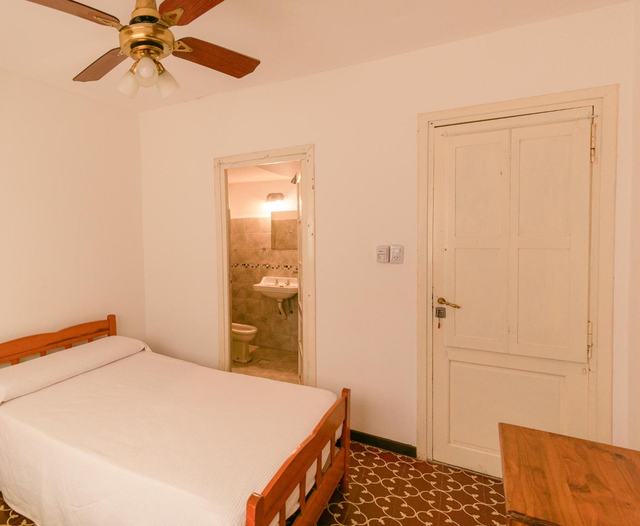 Standard Triple Room photo 3
