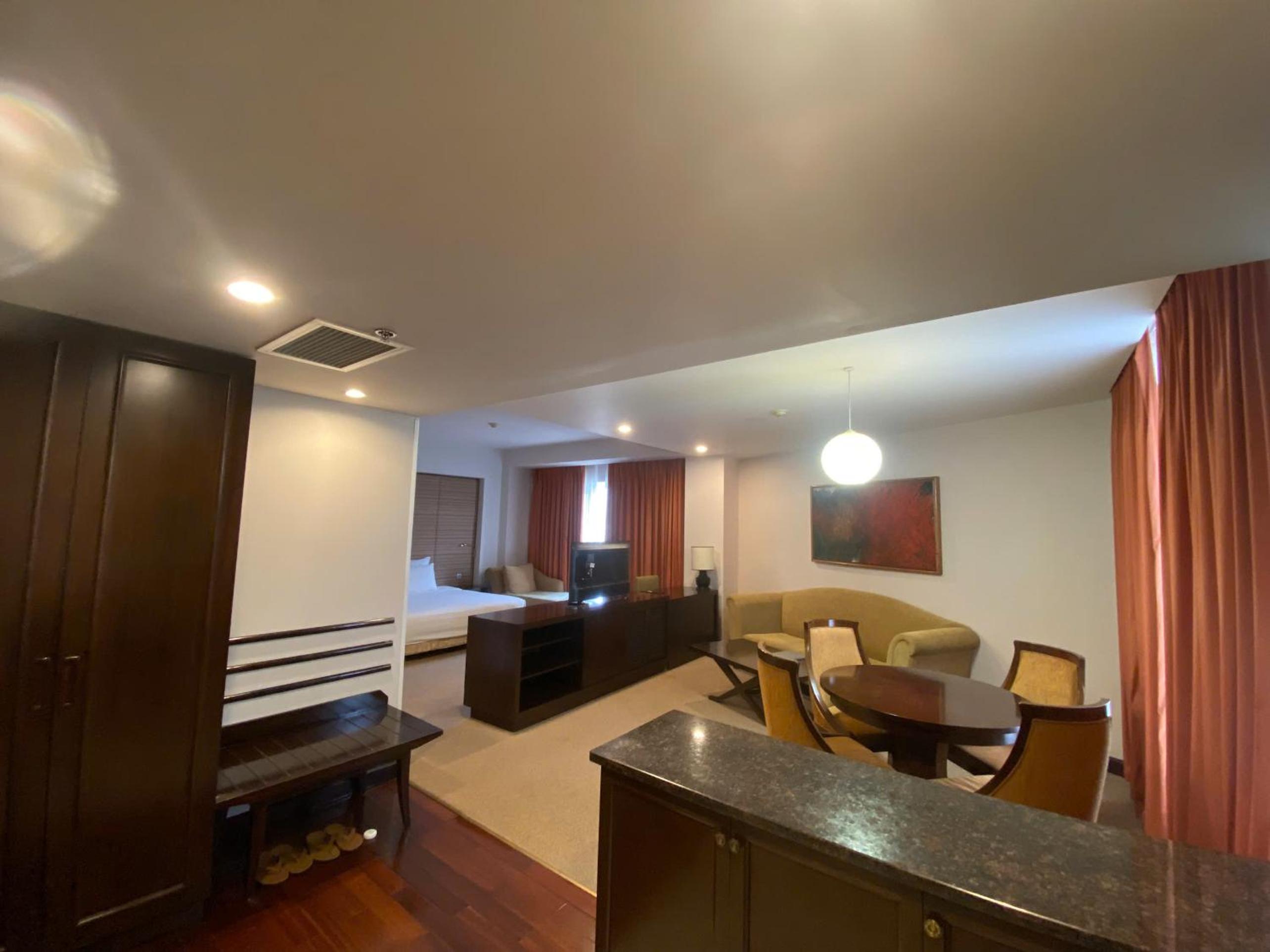 Executive Suite photo 3