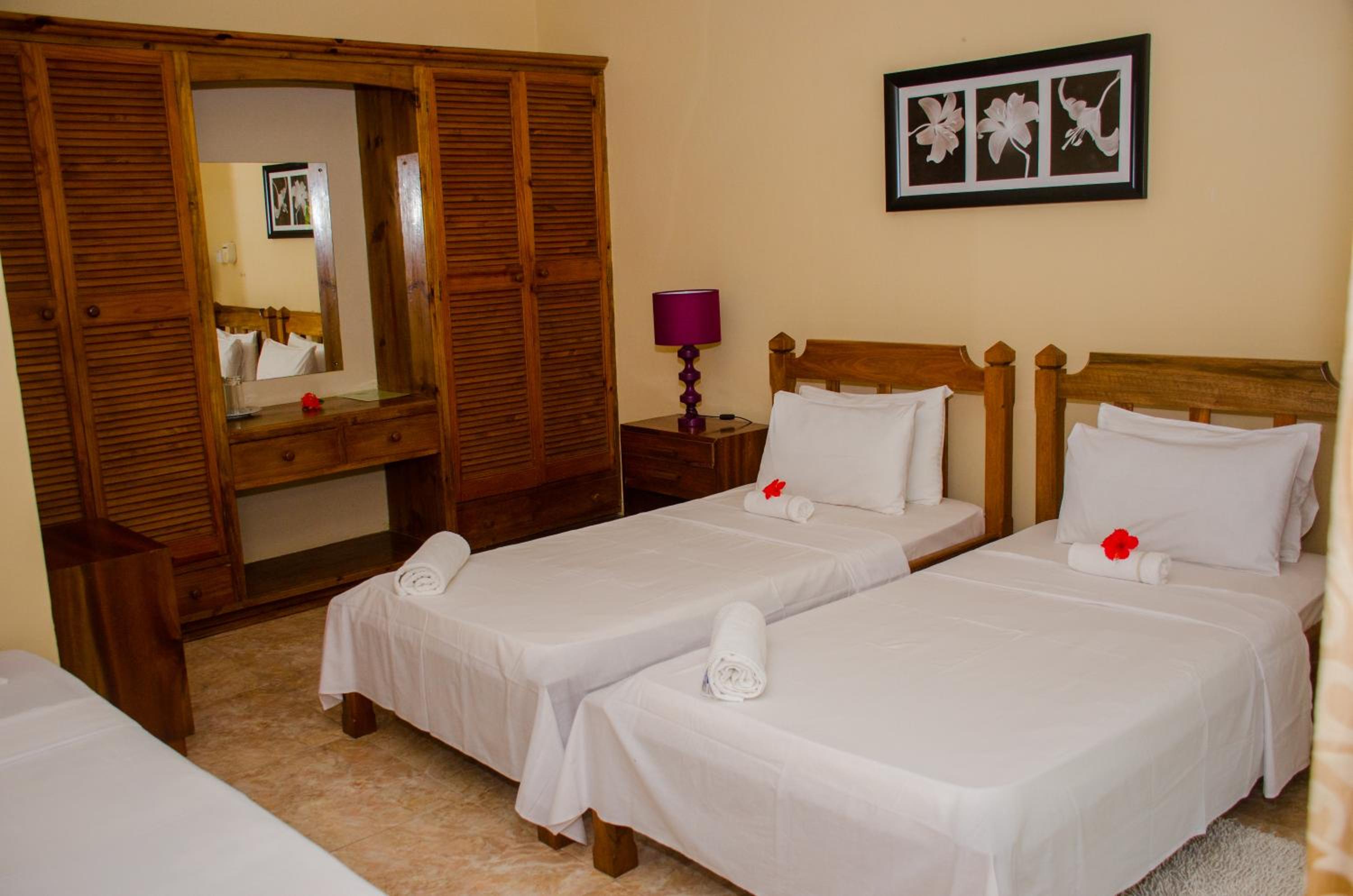 Standard Triple Room photo 2
