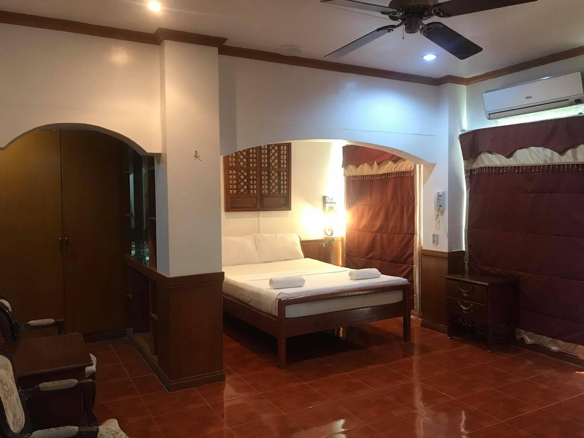 Deluxe Double Room - Photo 3