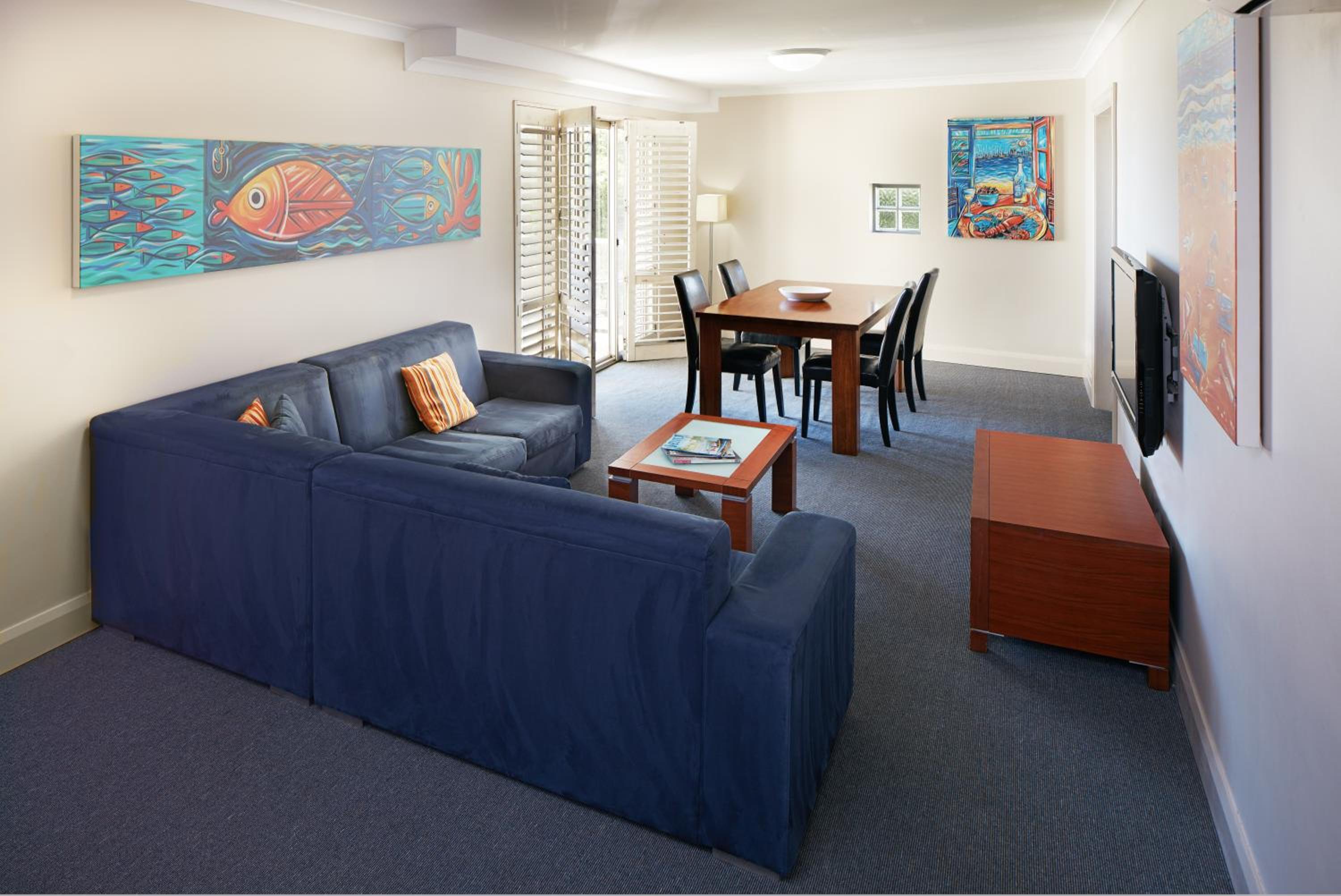 Seashells Two Bedroom Wing Apartment with Partial Ocean View photo 3