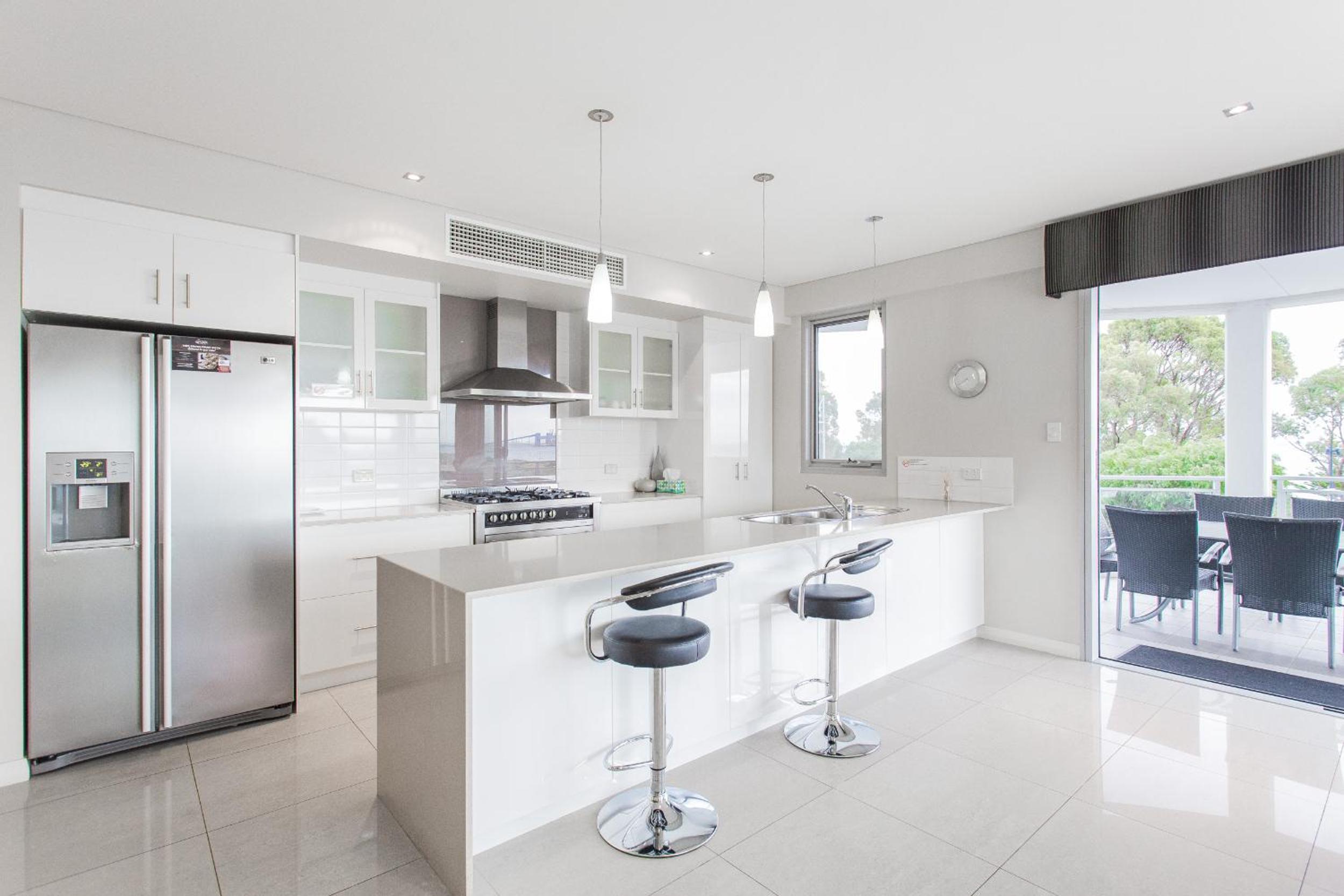 Three-Bedroom Premier Apartment with Ocean View - Ocean 2