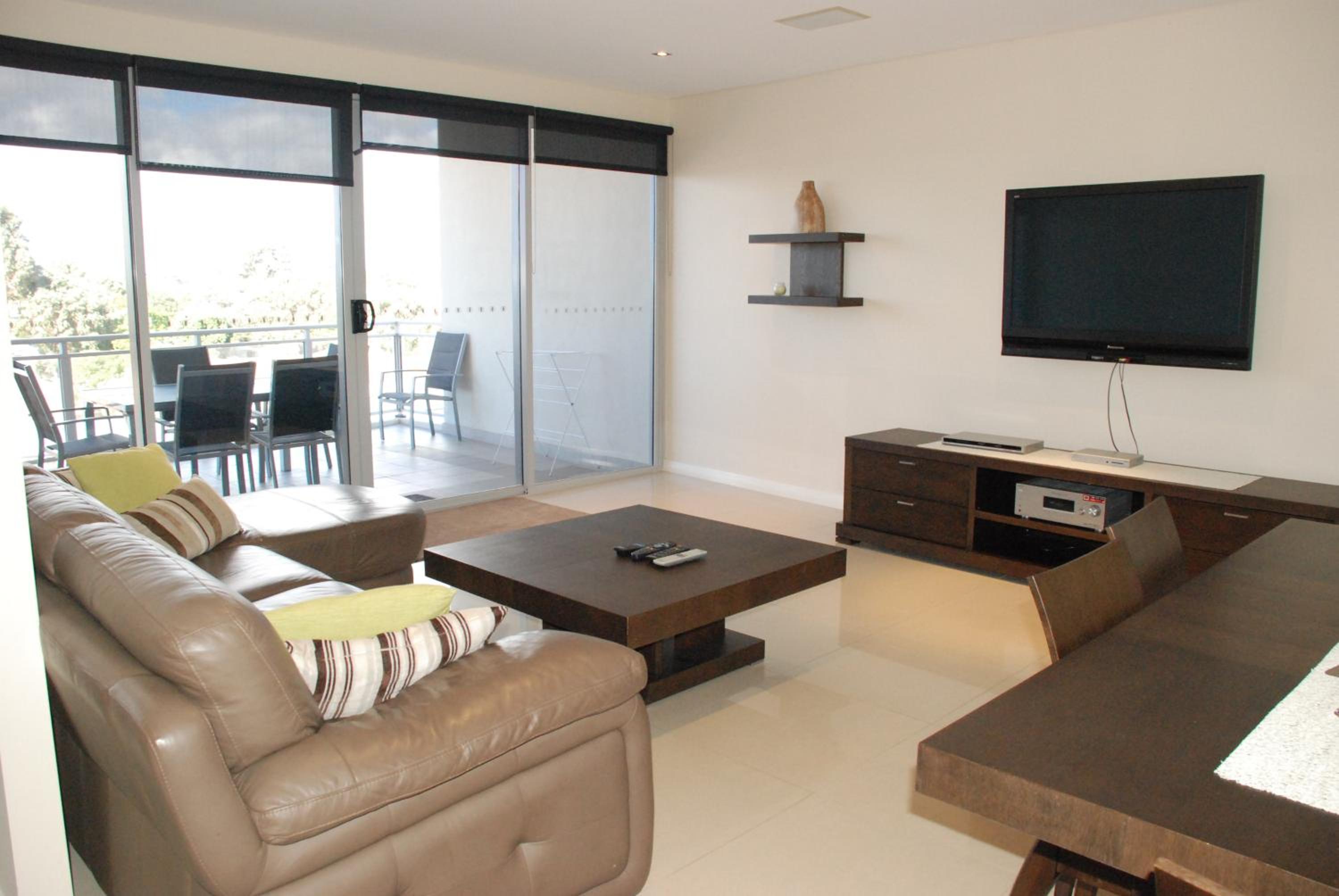 Three-Bedroom Apartment with Ocean View
