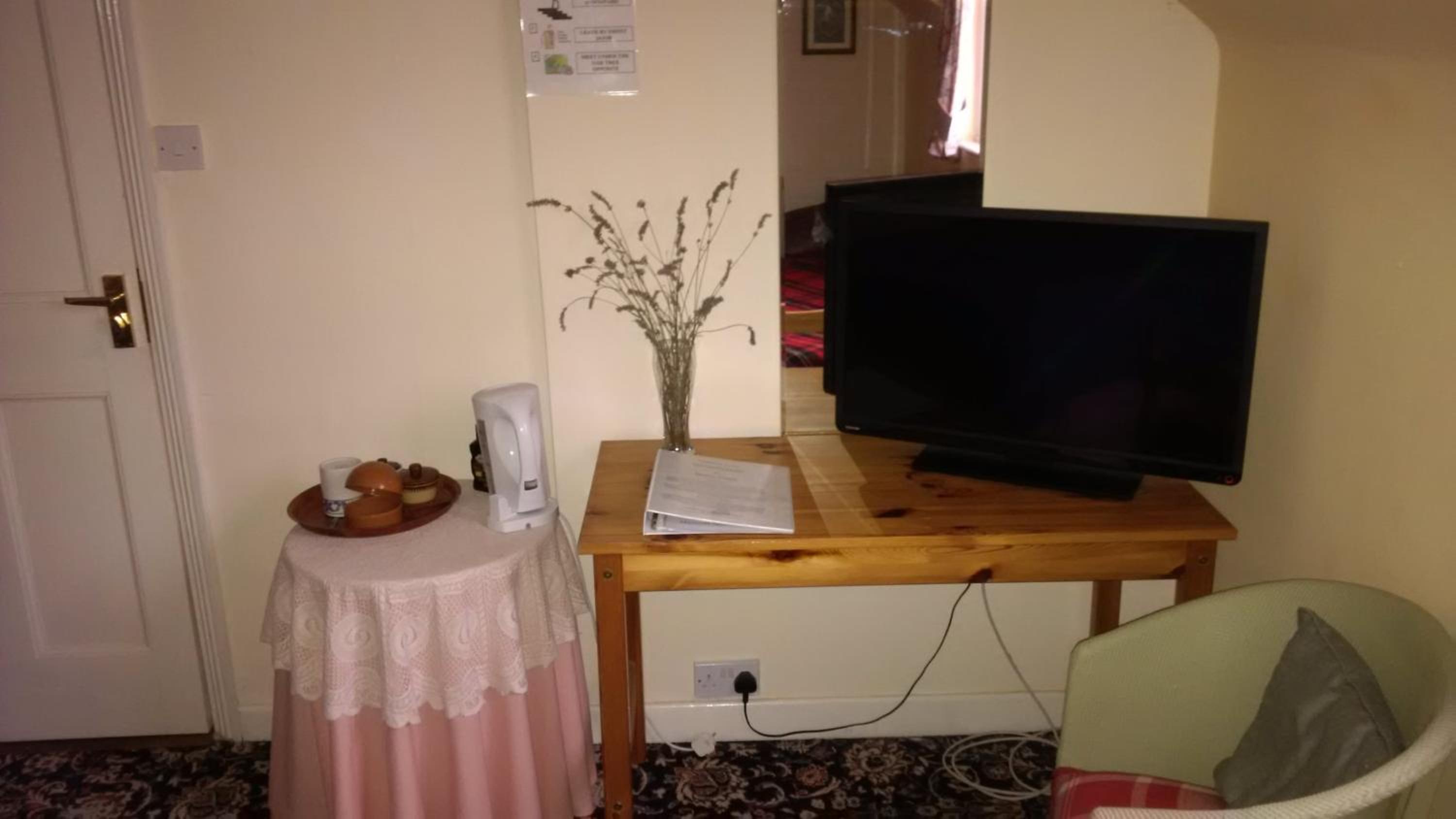 Double Room with Extra Bed photo 2
