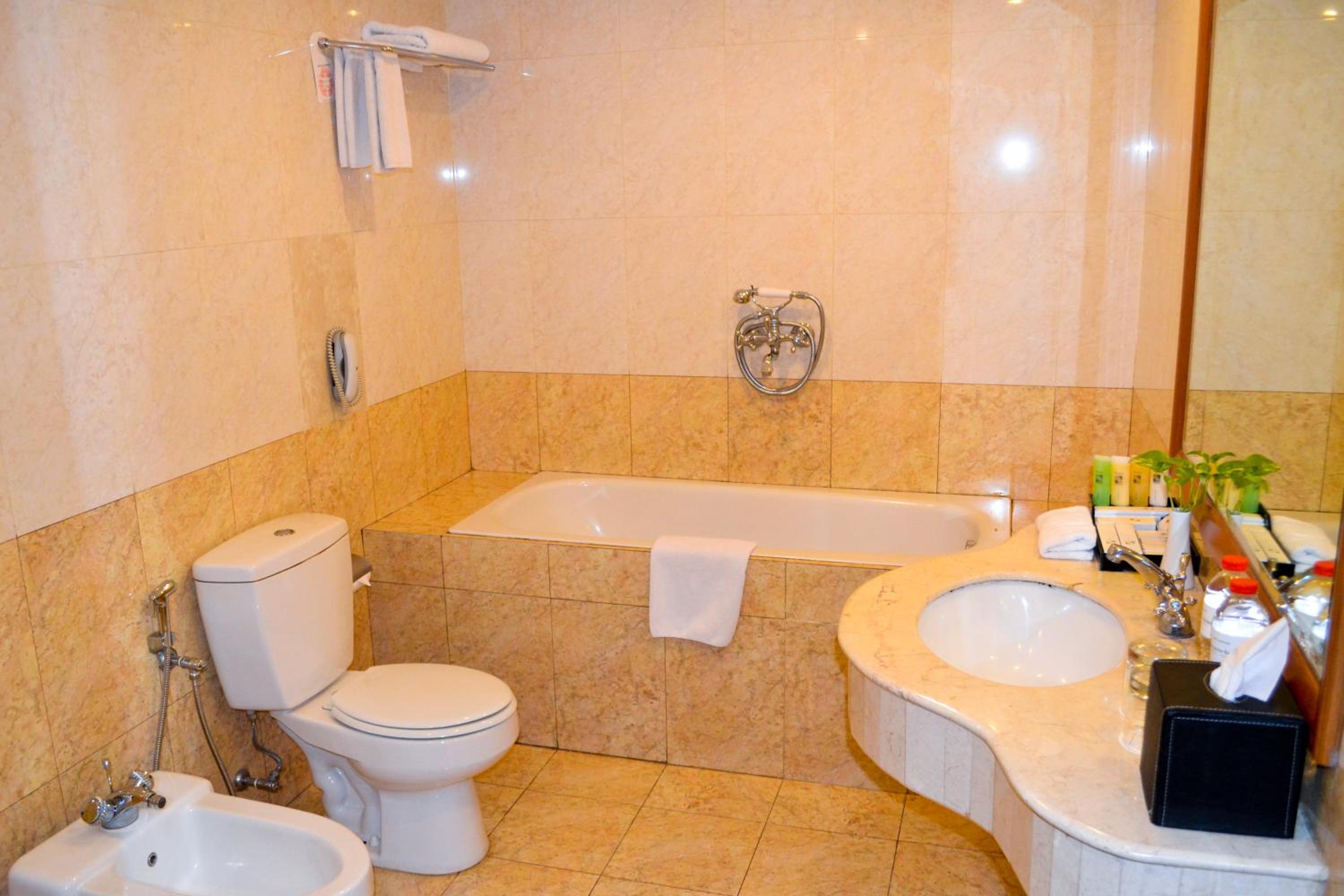 Junior Suite (2 Adults) - Photo 2