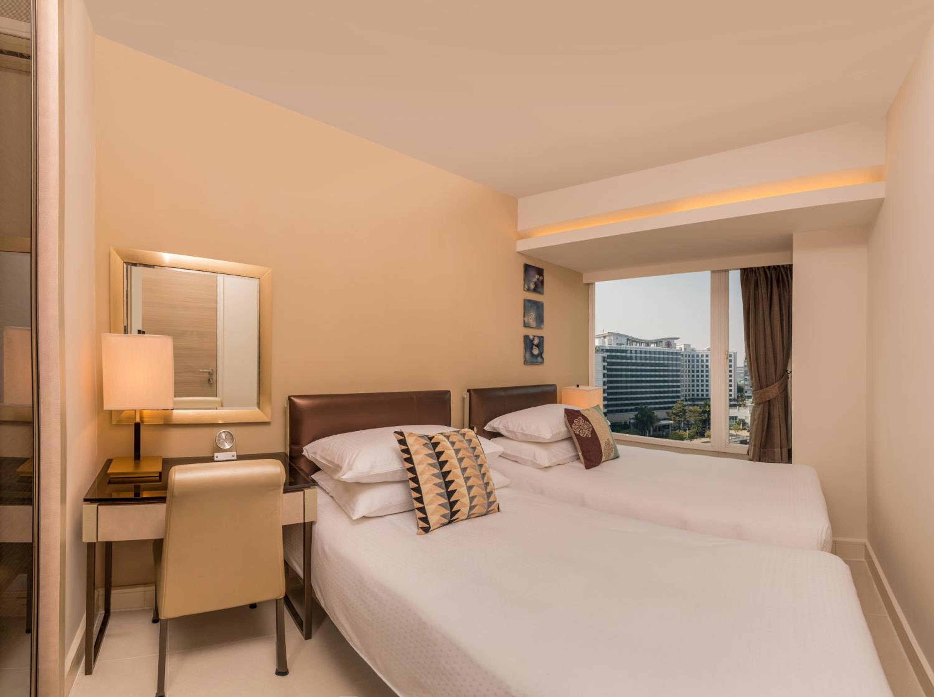 Two-Bedroom Quad Suite with City View photo 1