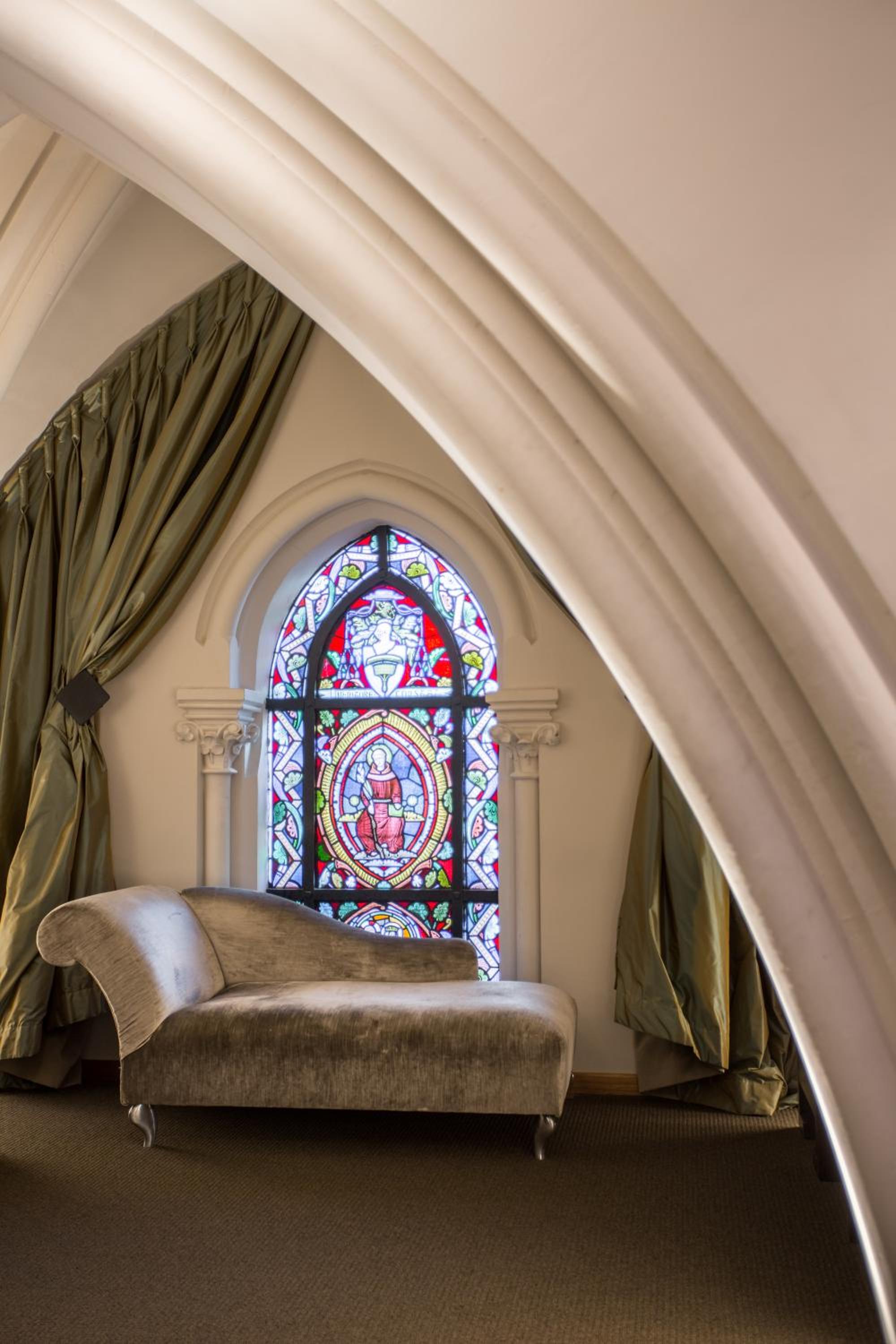 Junior Suite in Church area - Photo 3