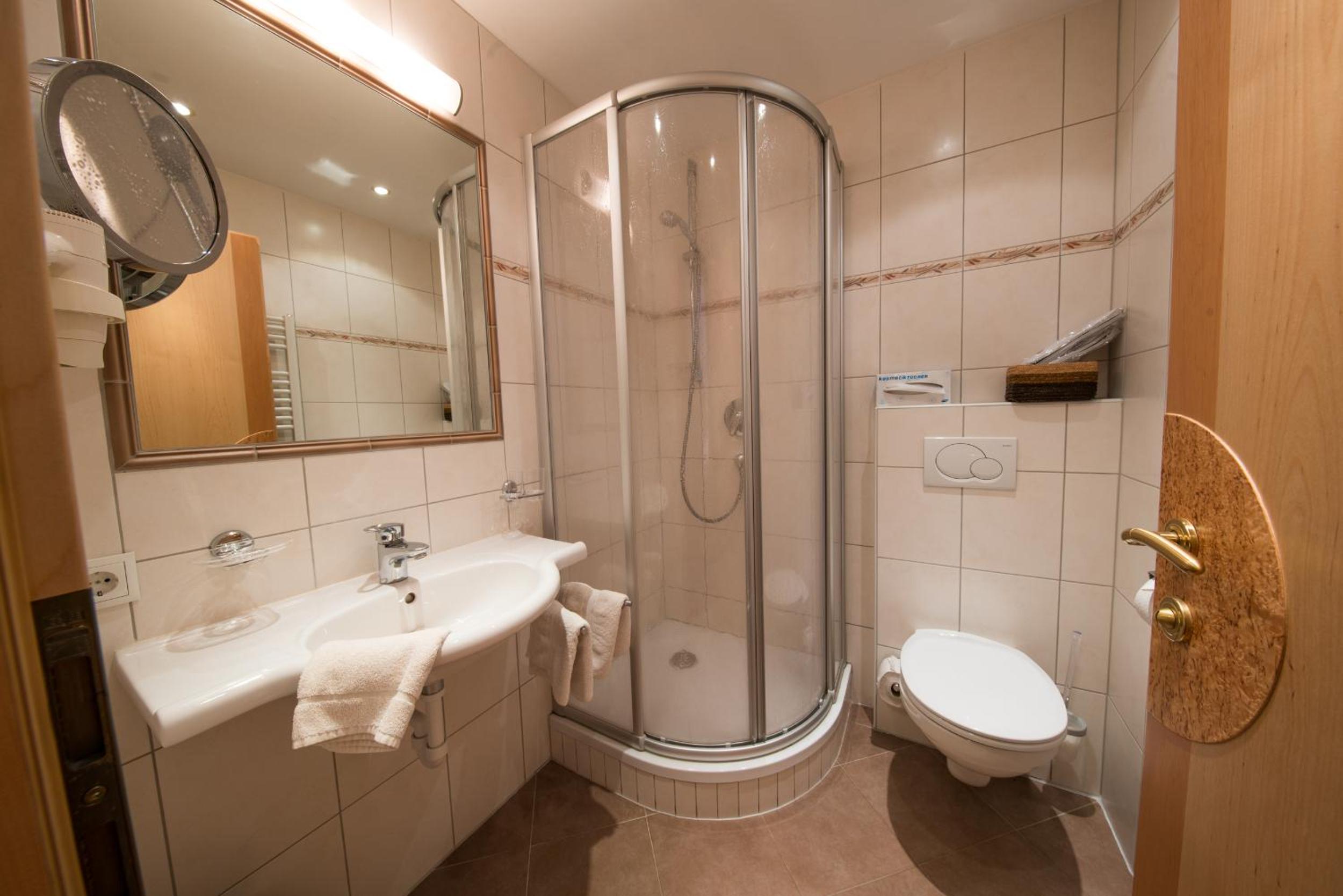 Triple Room with Balcony & Valley View photo 3