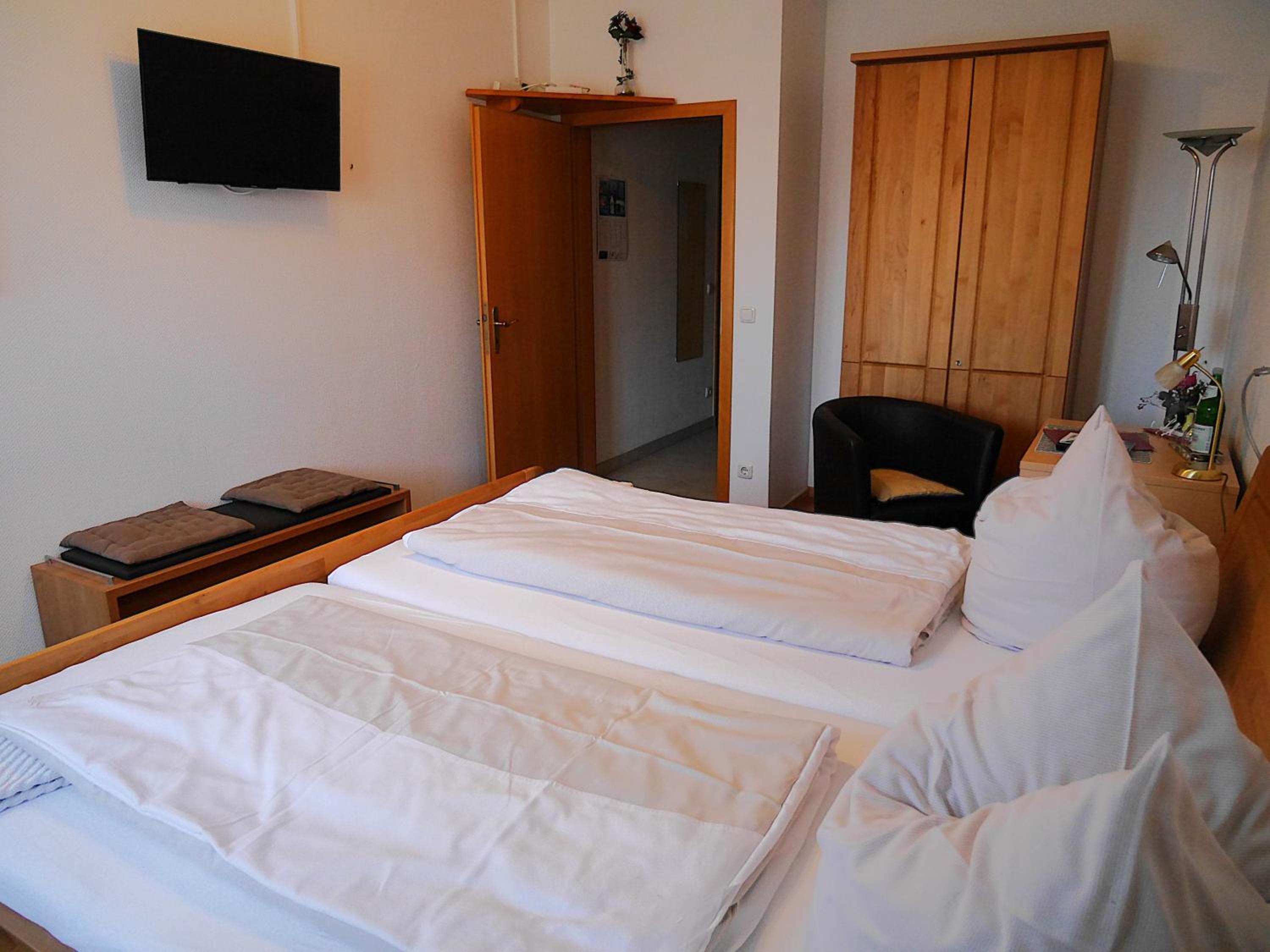 Double Room - Disability Access photo 2