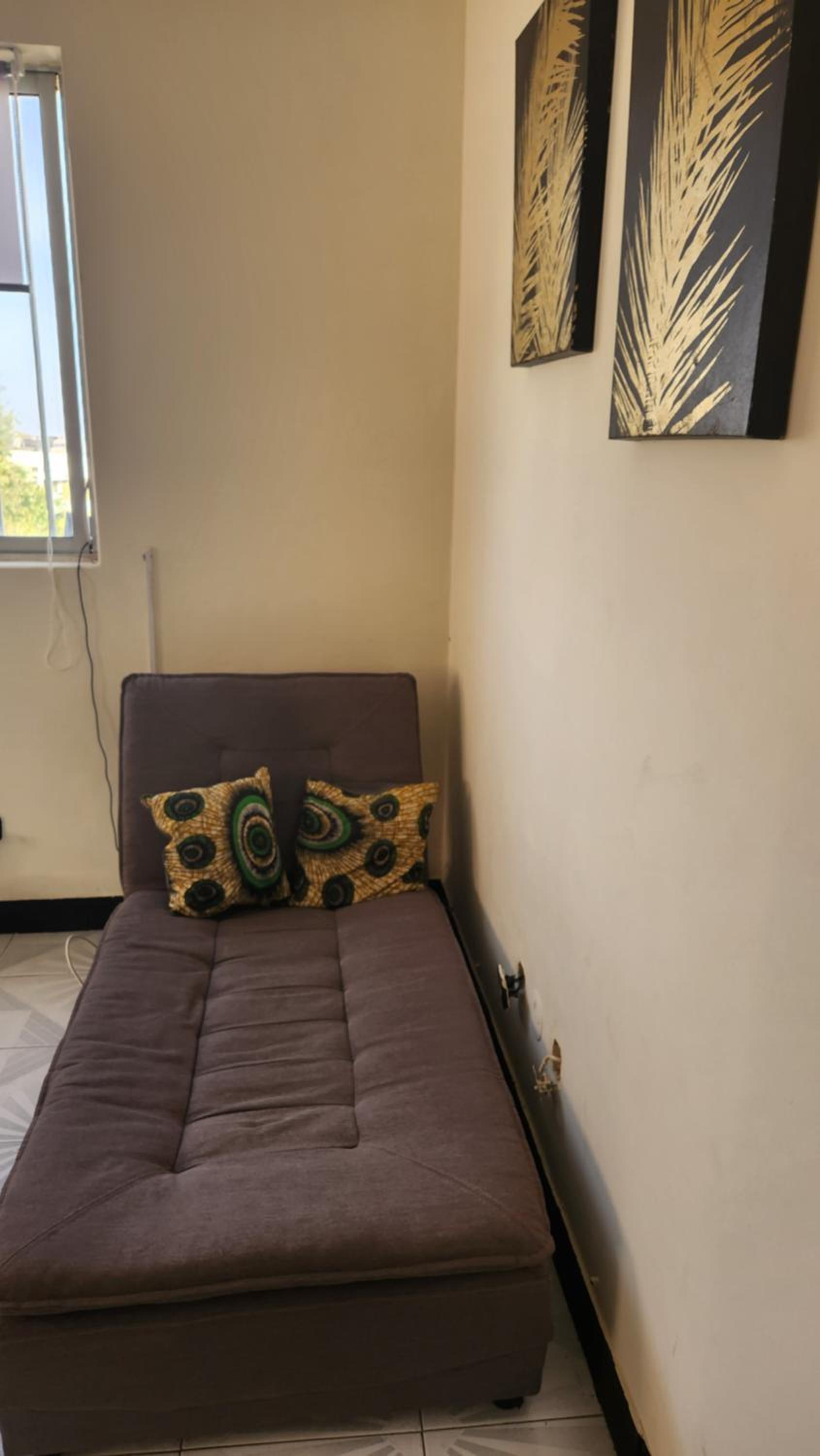 Single Bed in Mixed Dormitory Room