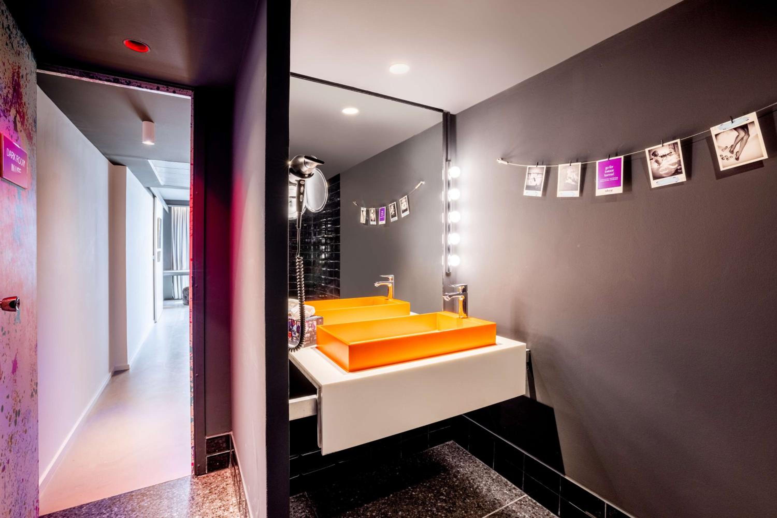 Nhow Familiy Connecting Room (2 Adults + 2 Children)