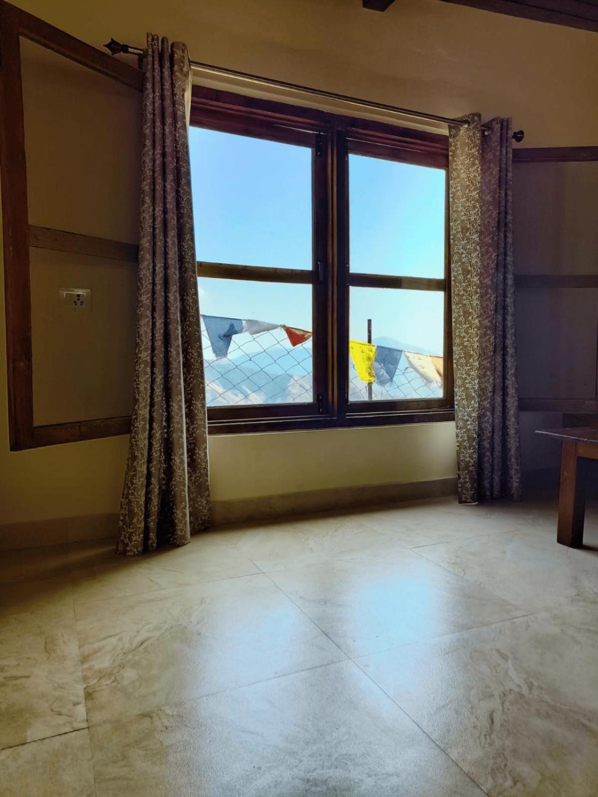 Suite with Mountain View photo 1
