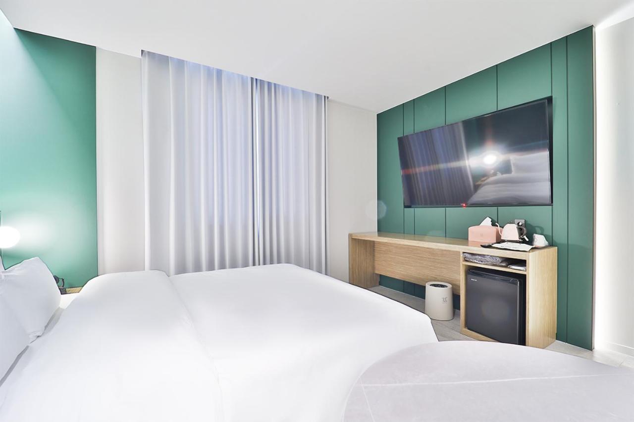 Premium Pretty Room - Photo 3