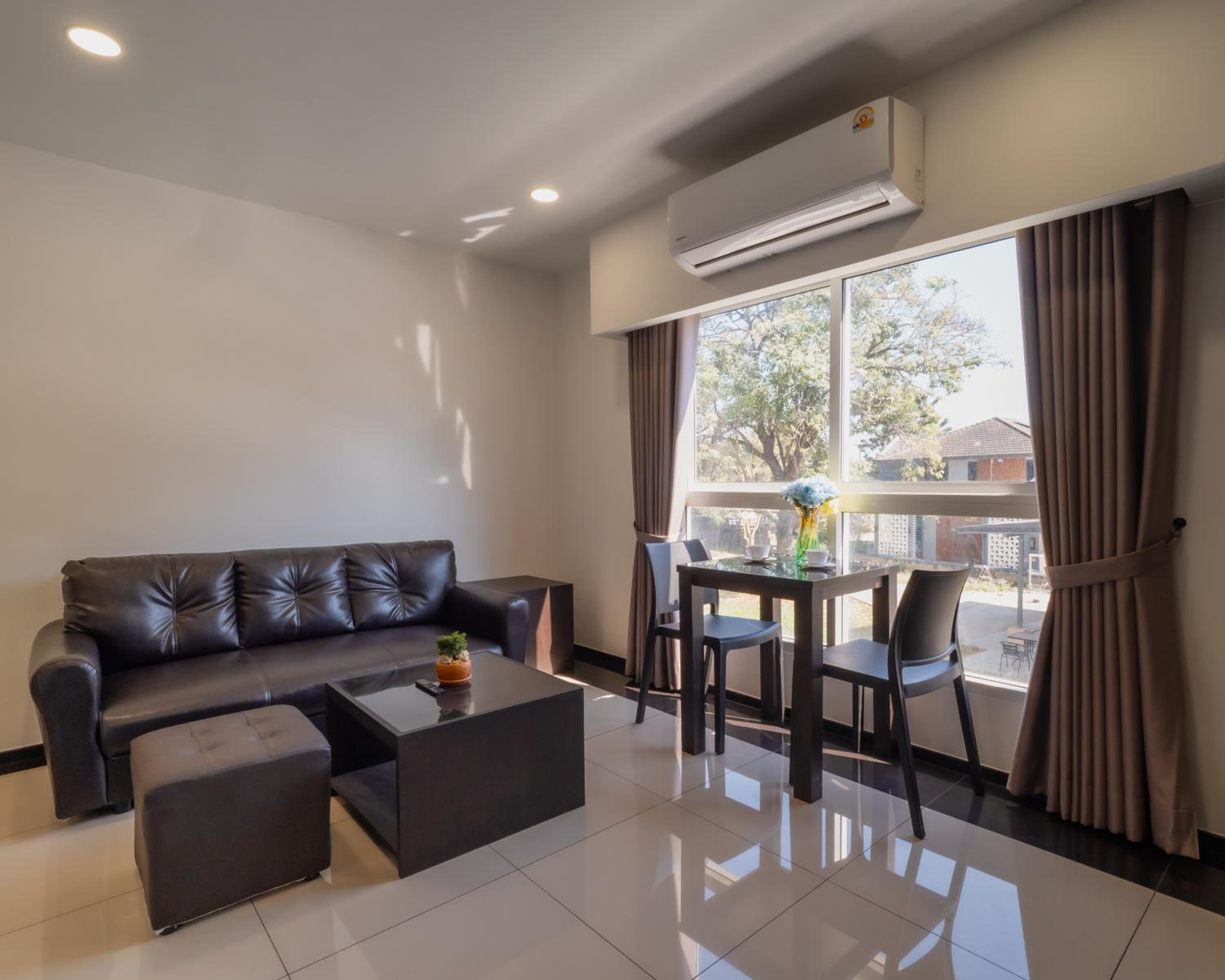 One-Bedroom Suite