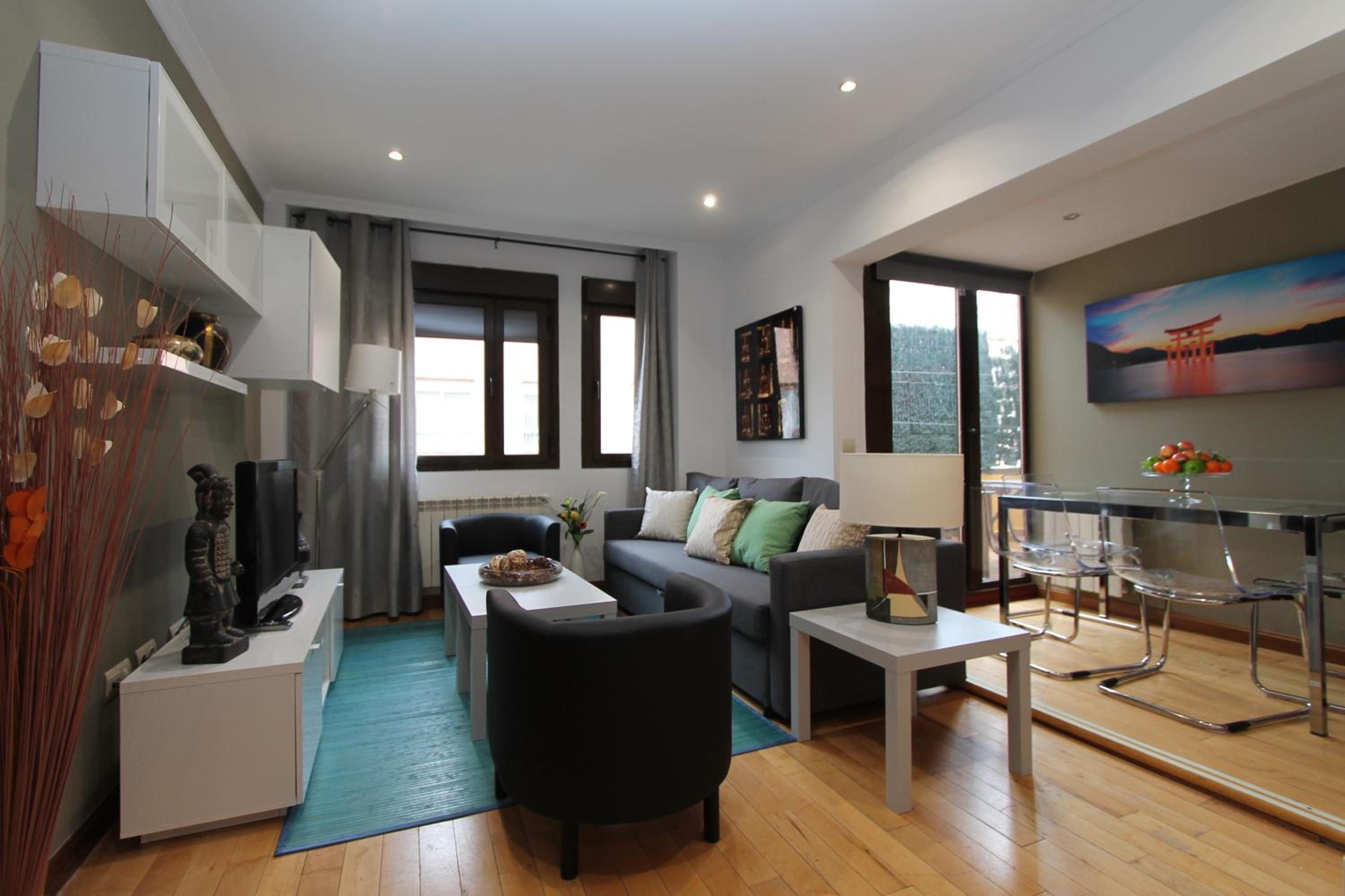 Apartamento de Dos Habitaciones con Terraza