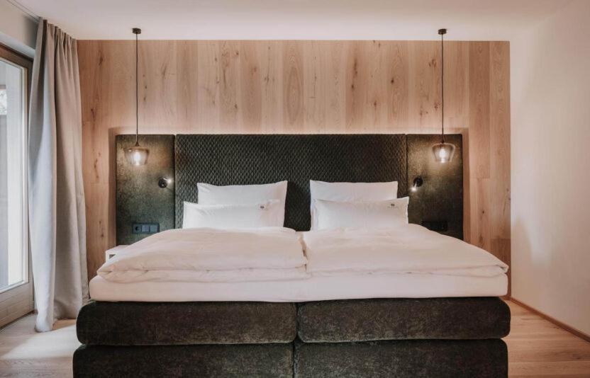 Suite with Mountain View - Photo 1