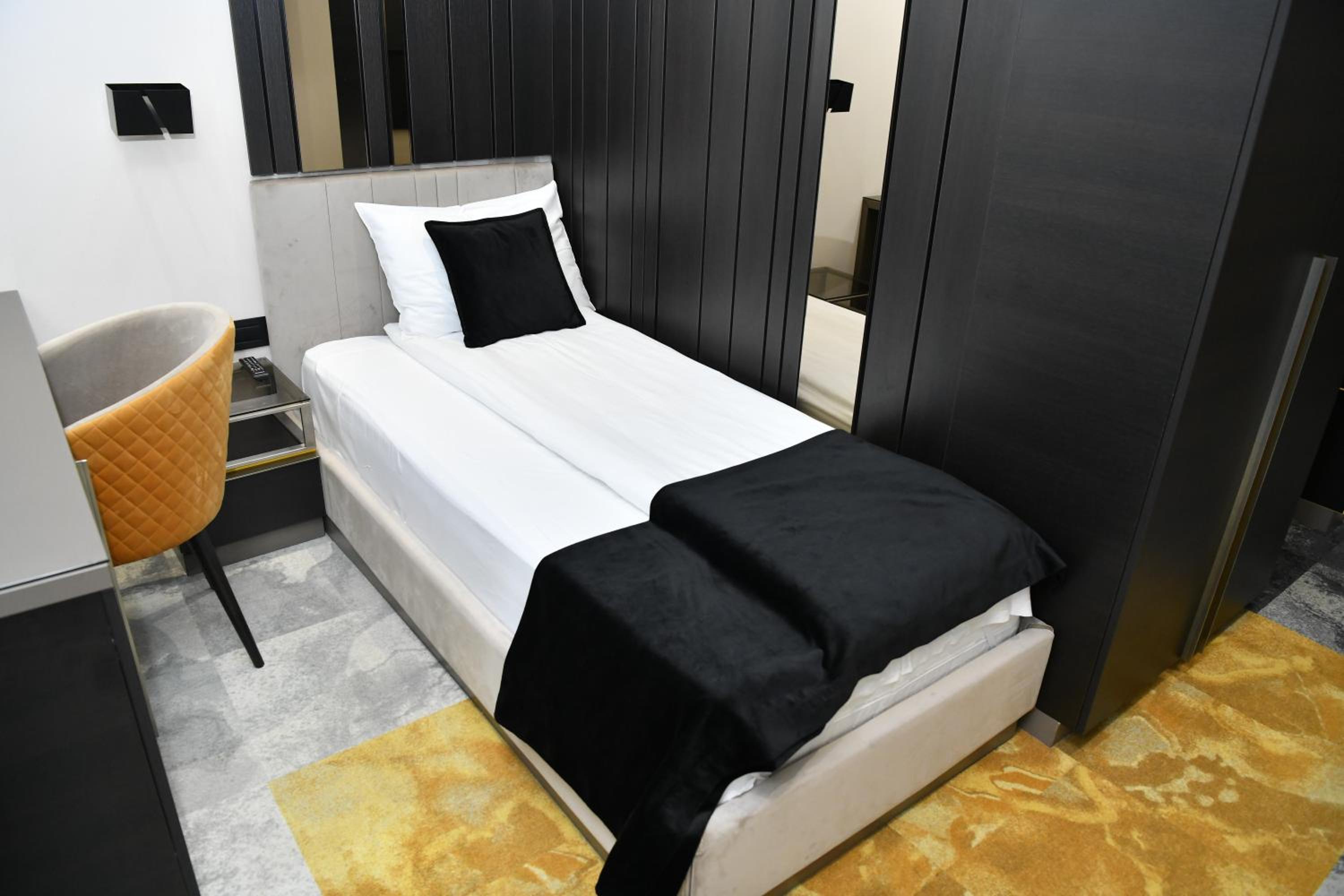 Single Room with Terrace photo 2