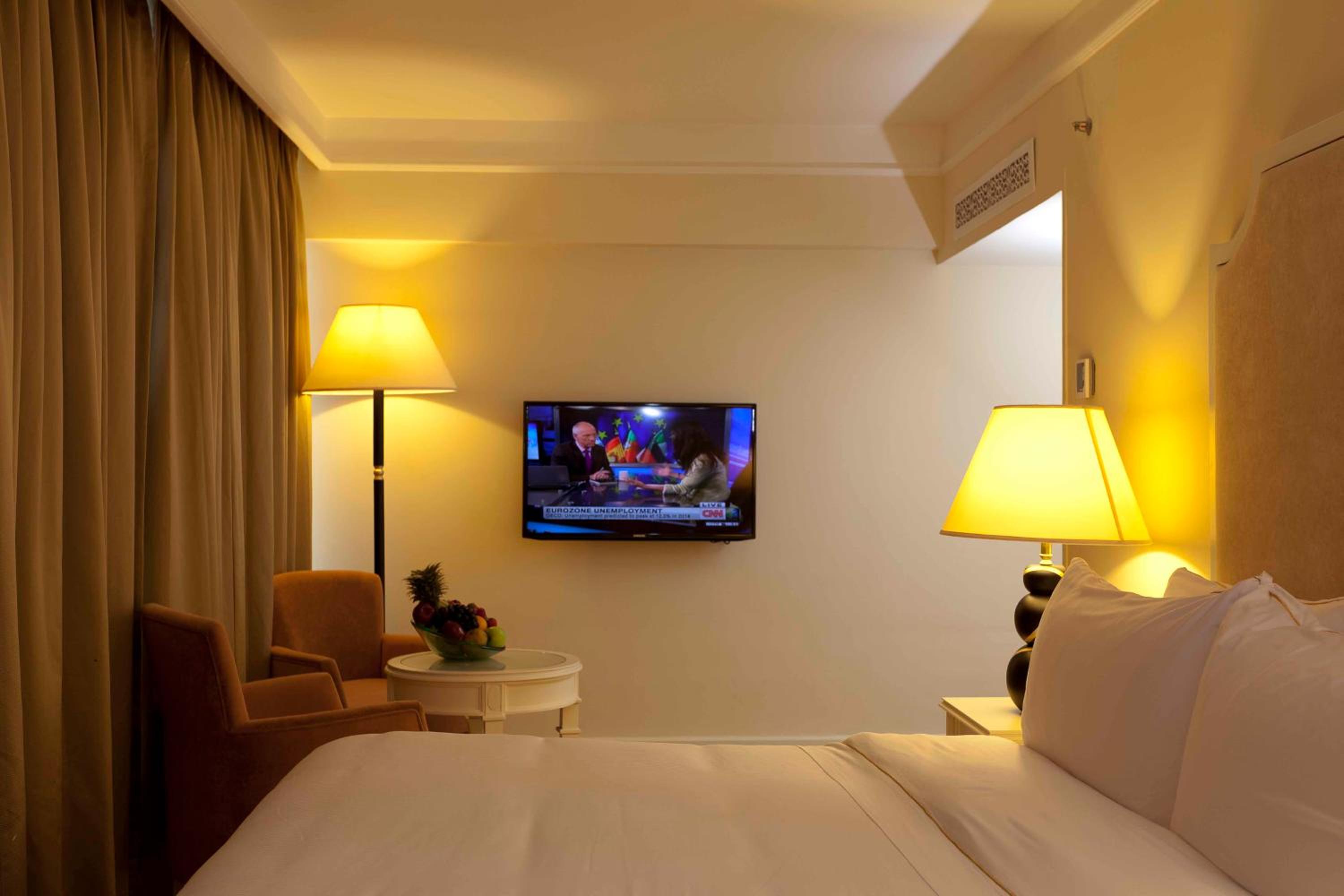 Premium Room - Photo 6