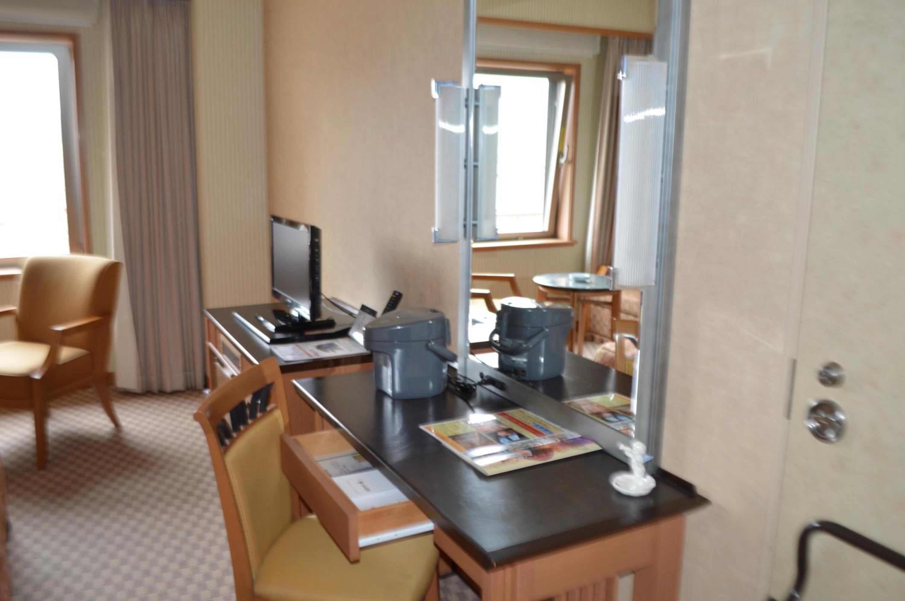 Twin Room - Photo 3