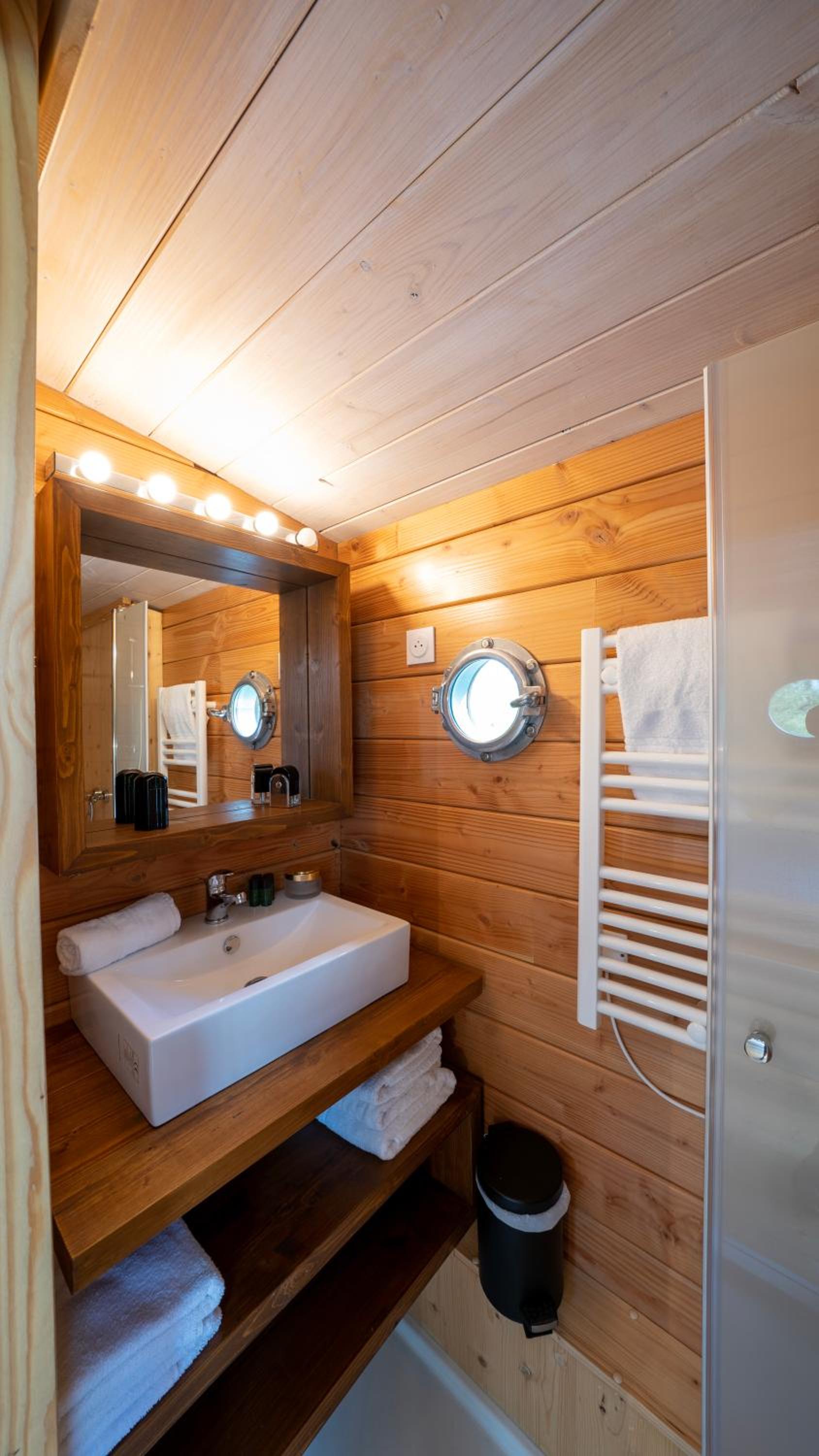 Superior Chalet