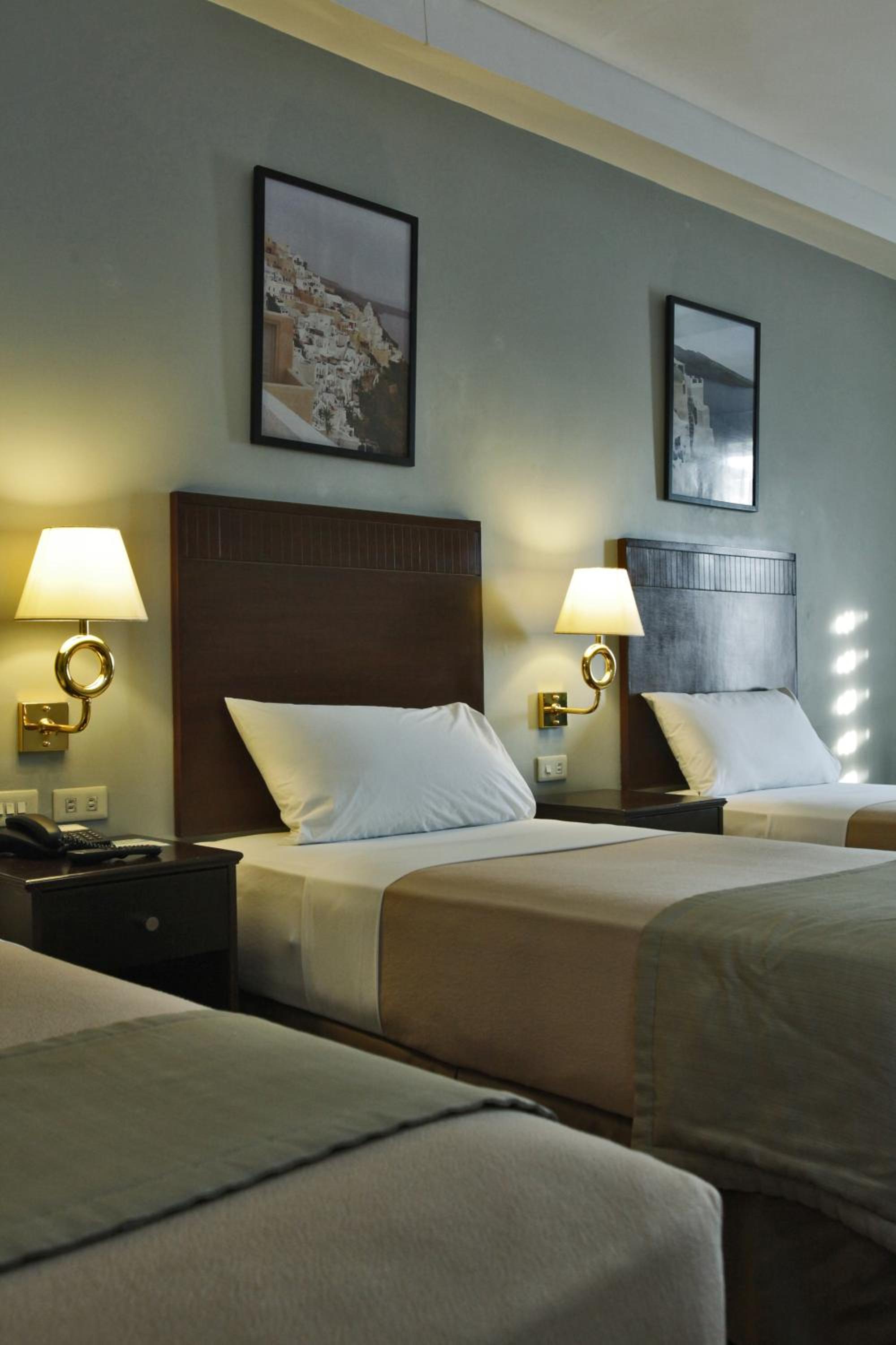Deluxe Triple Room - Photo 4