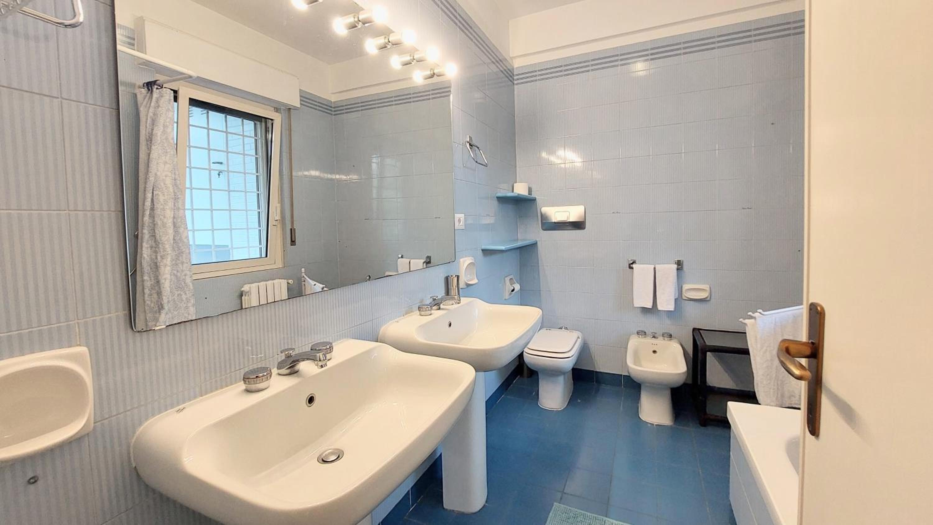 Superior Suite photo 3