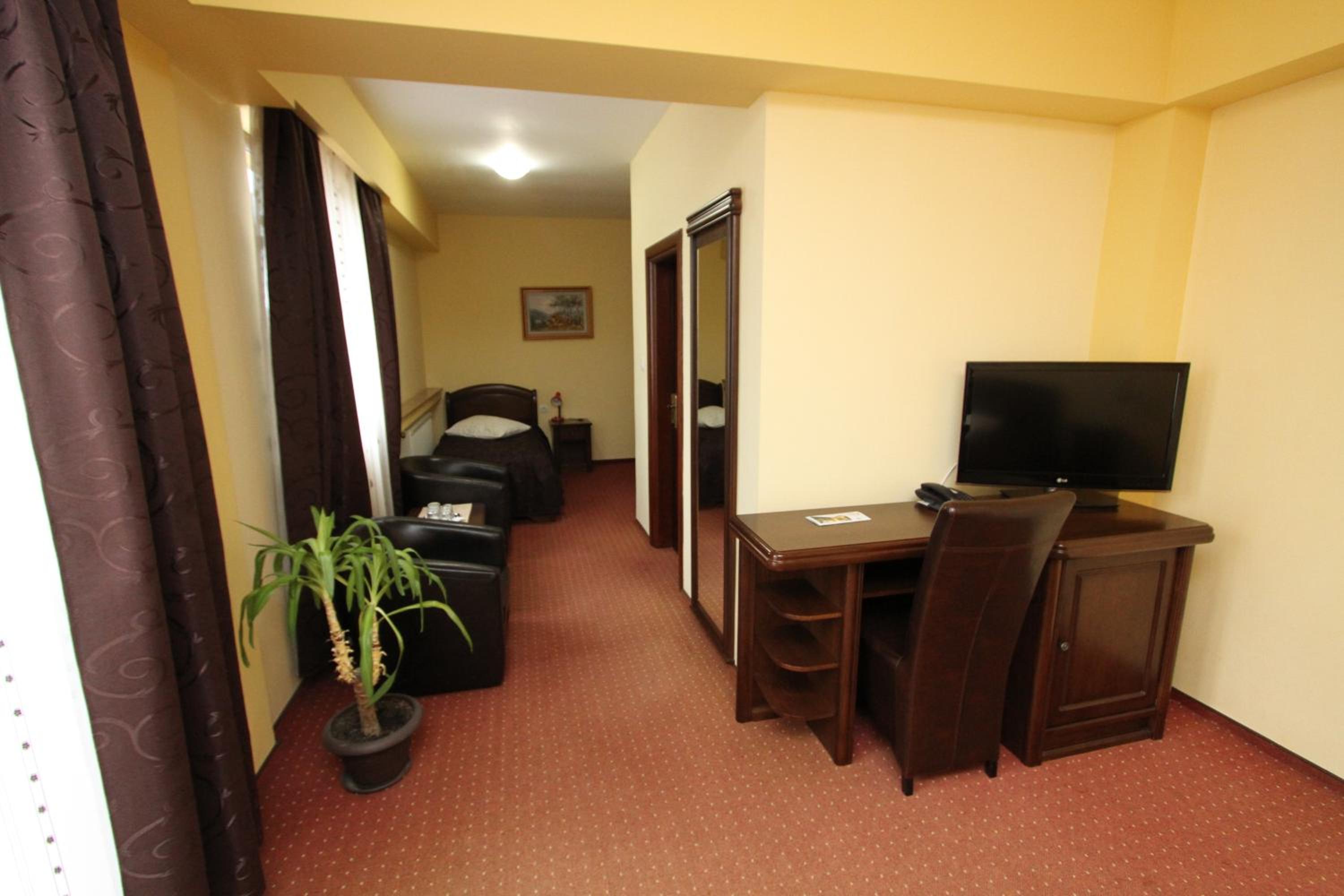 Double Room photo 3