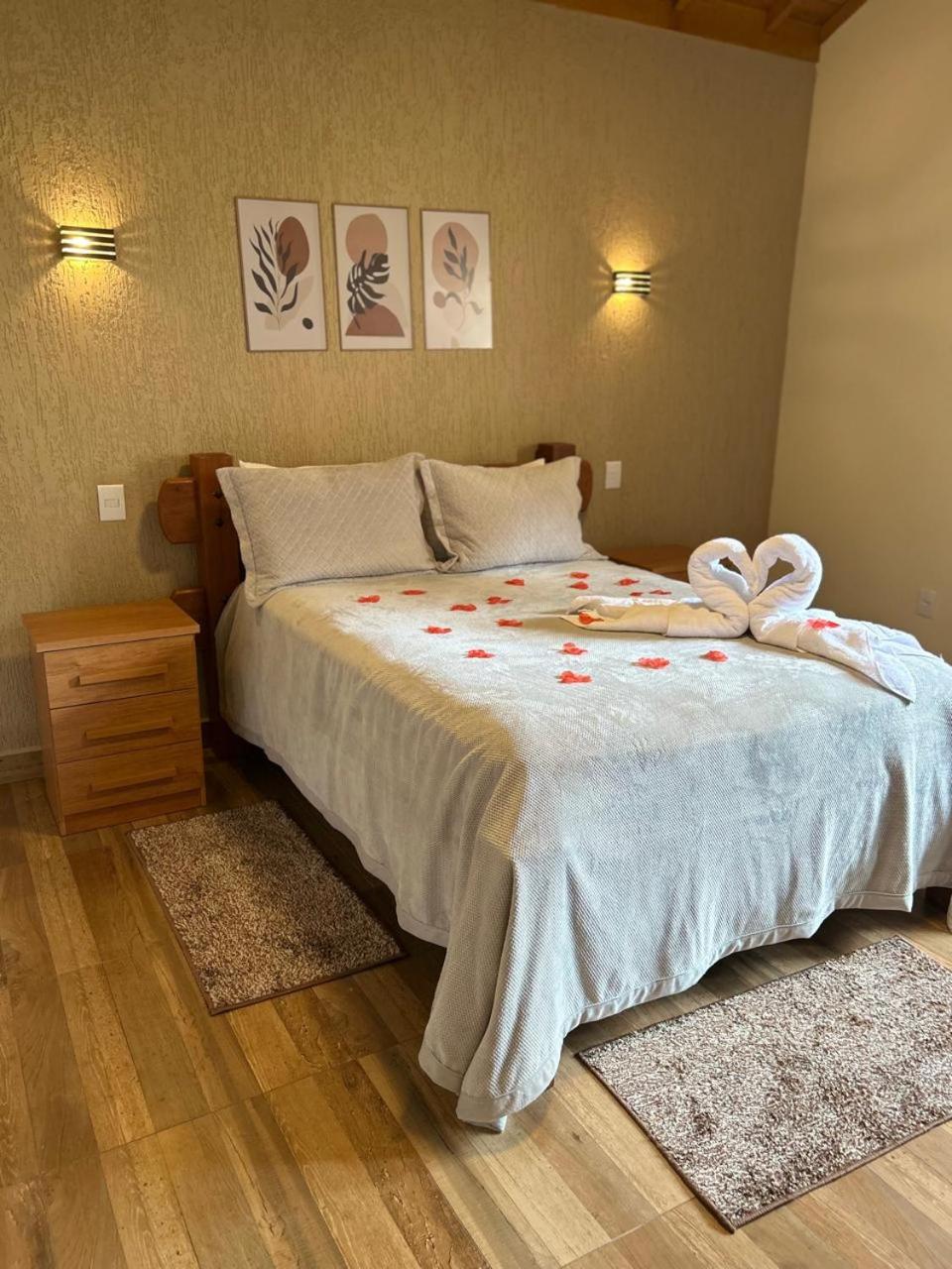 Double Room with Spa Bath photo 2