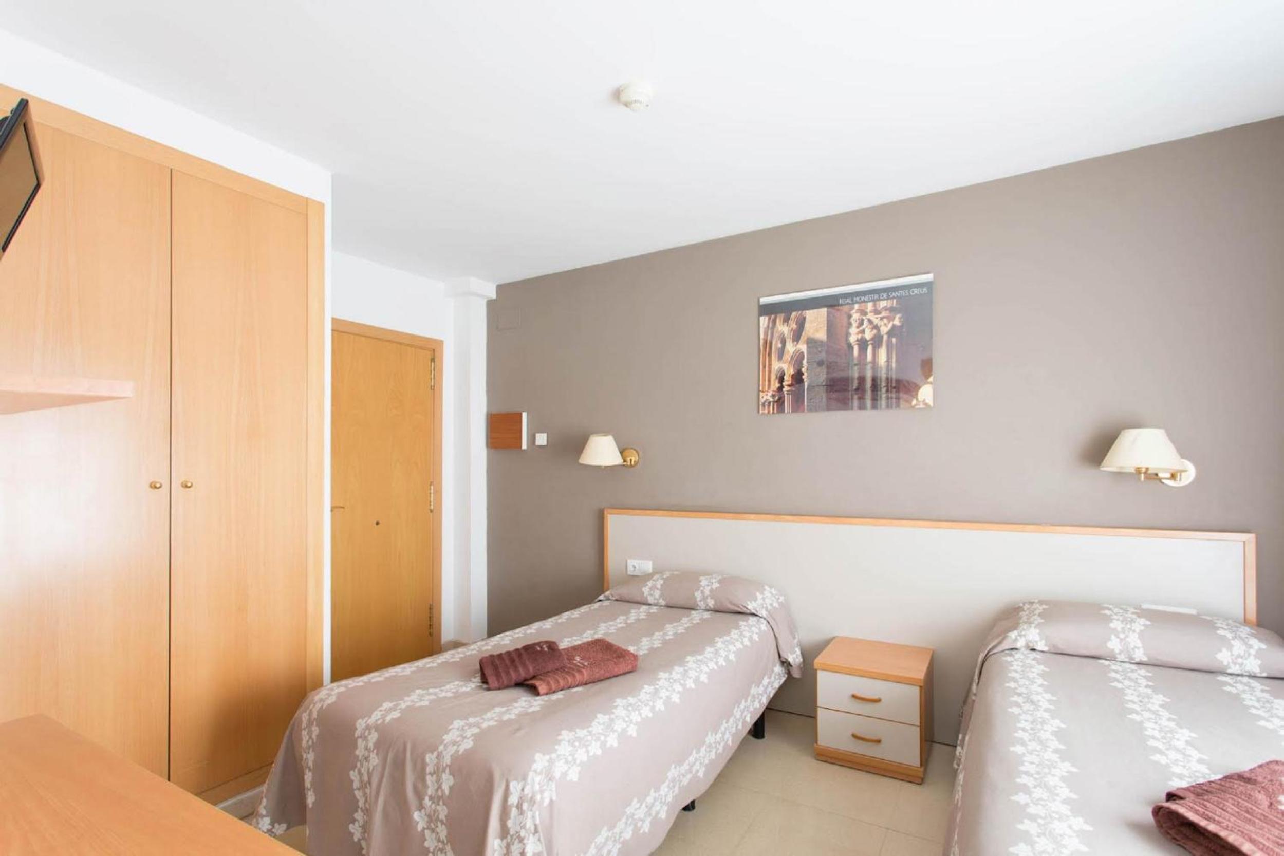 Double or Twin Room with Balcony photo 2