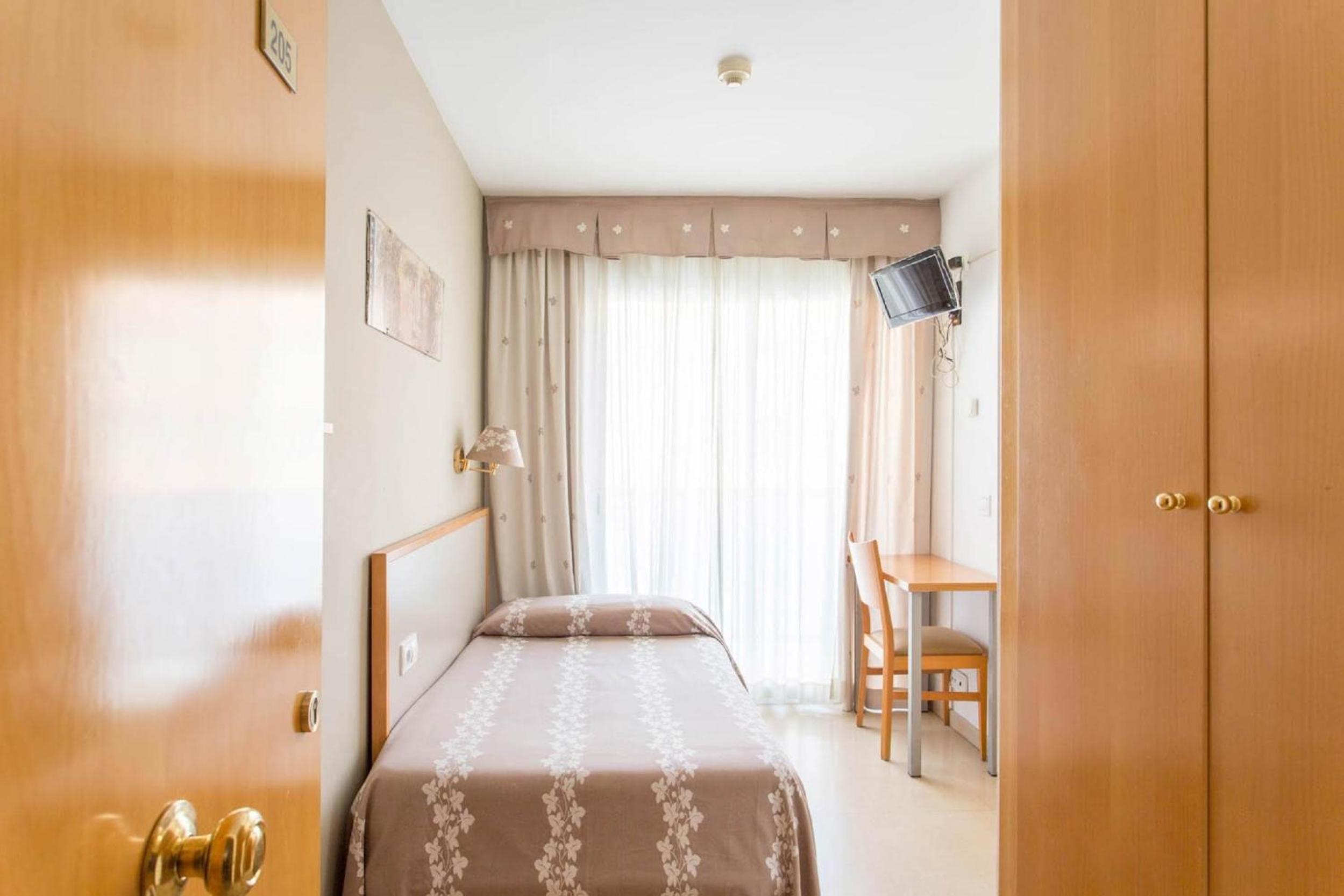 Habitación Sencilla con Balcón