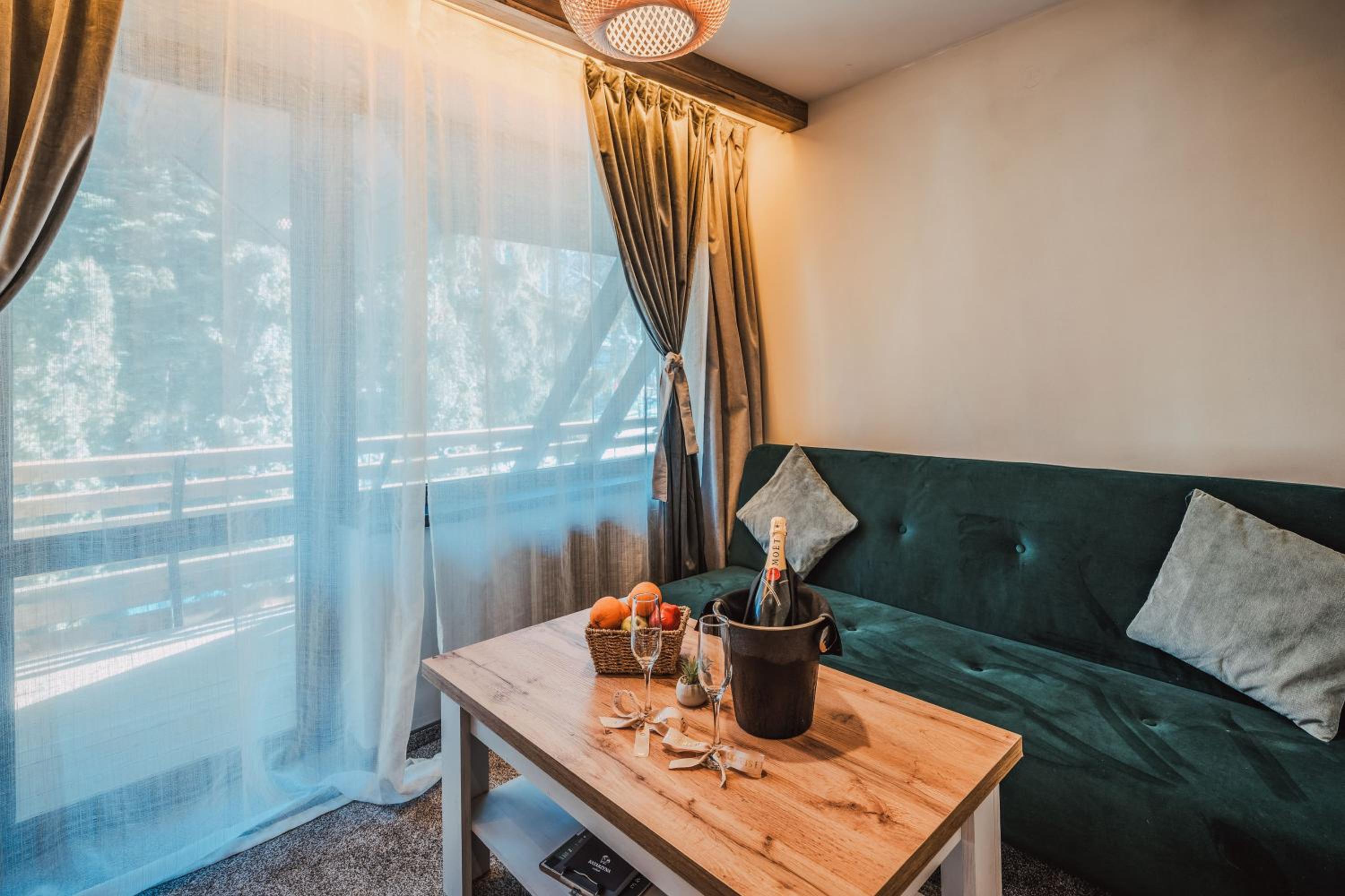 Suite photo 1