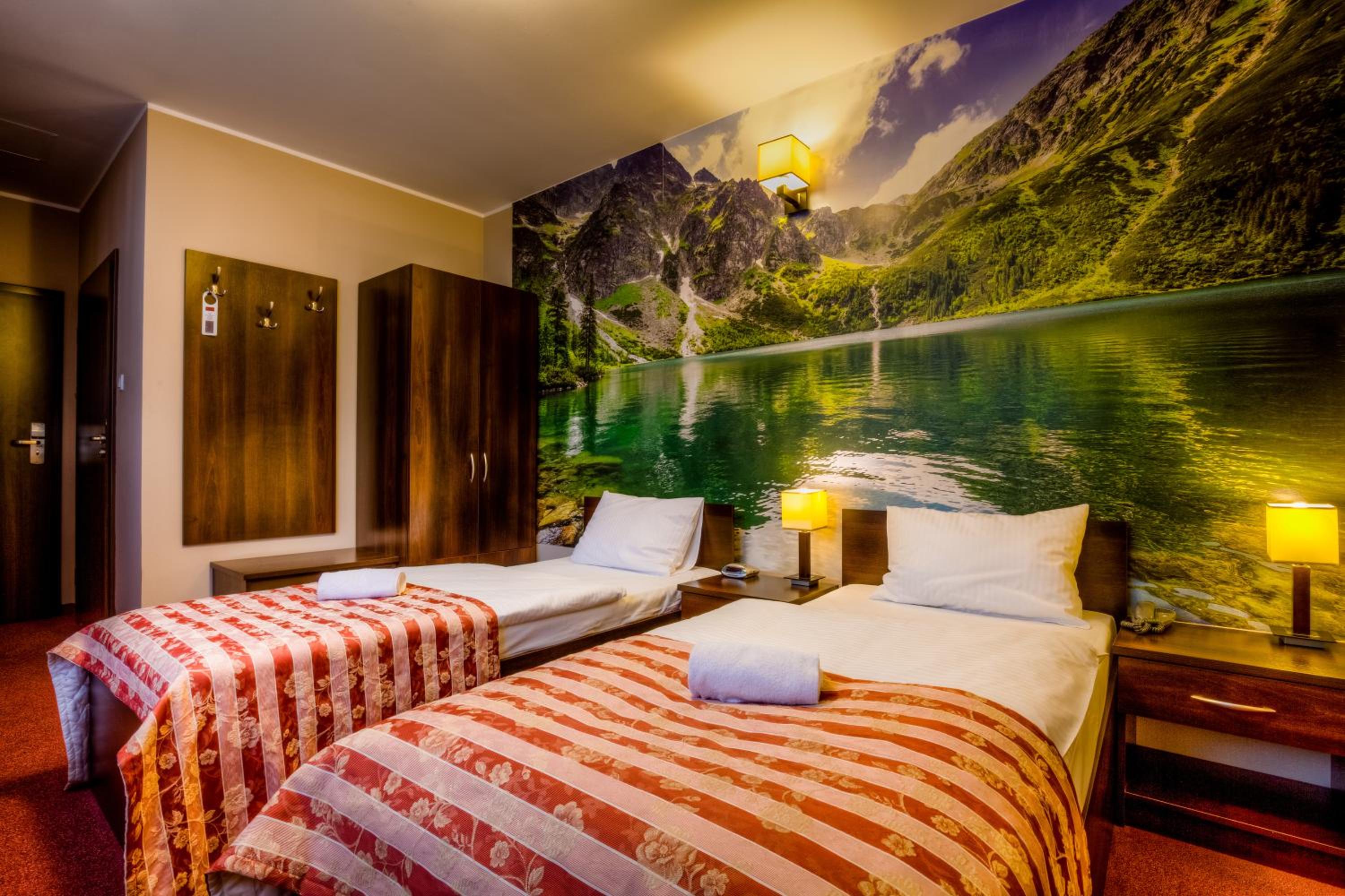 Twin Room - Photo 3