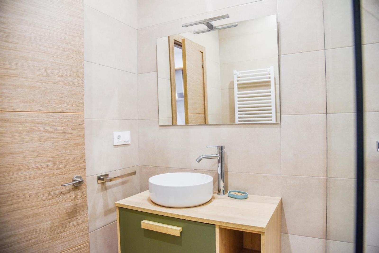 One-Bedroom Apartment with Spa Bath photo 3